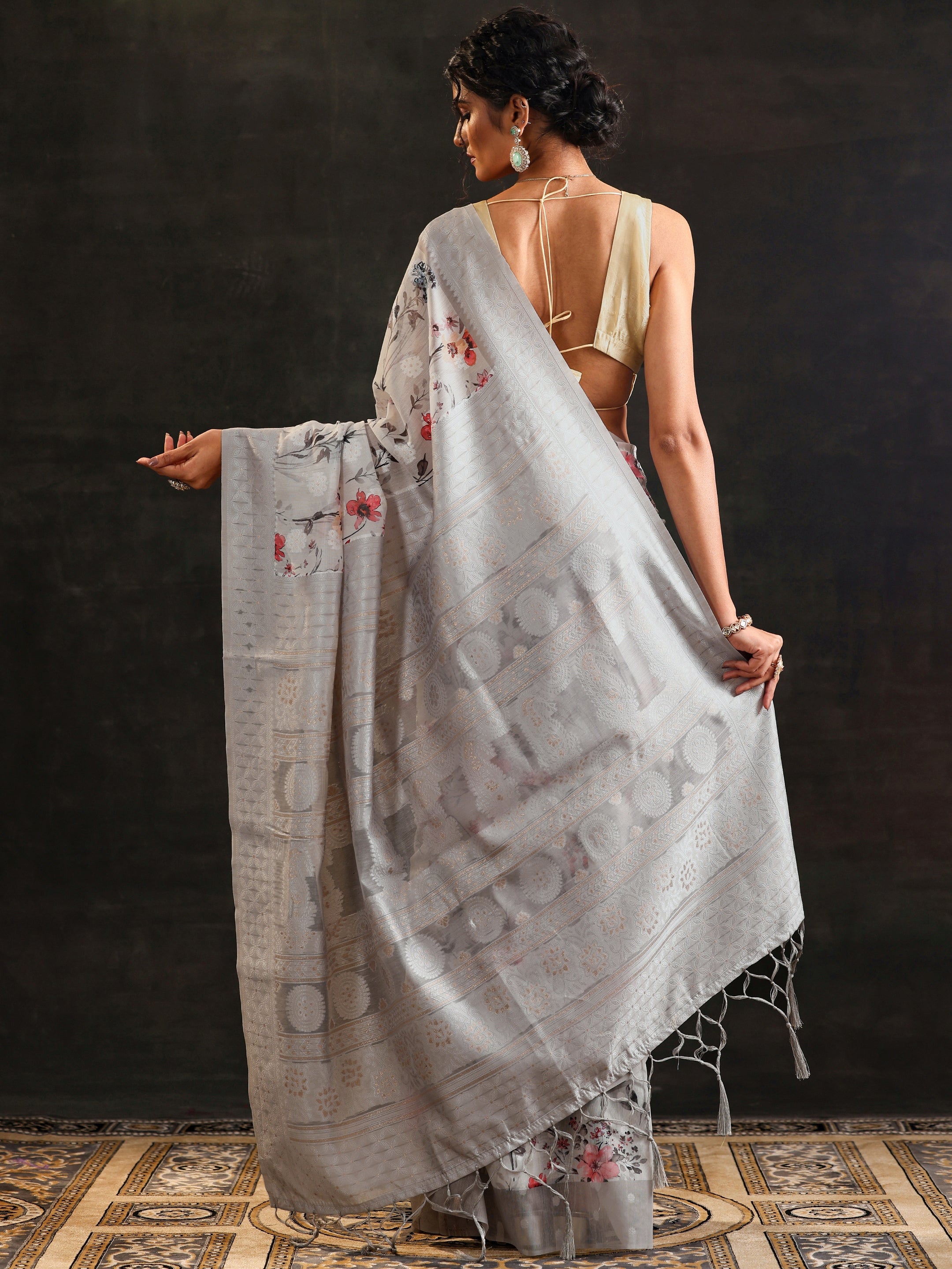 Grey Printed Chanderi Saree With Unstitched Blouse Piece