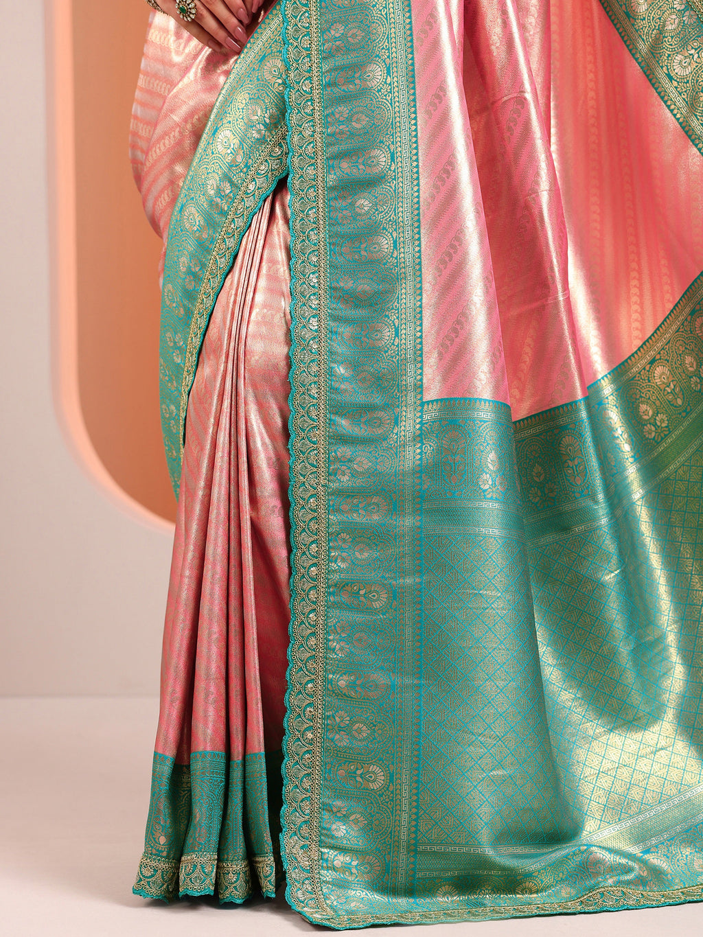 Peach Woven Design Silk Blend Sarees With Unstitched Blouse Piece