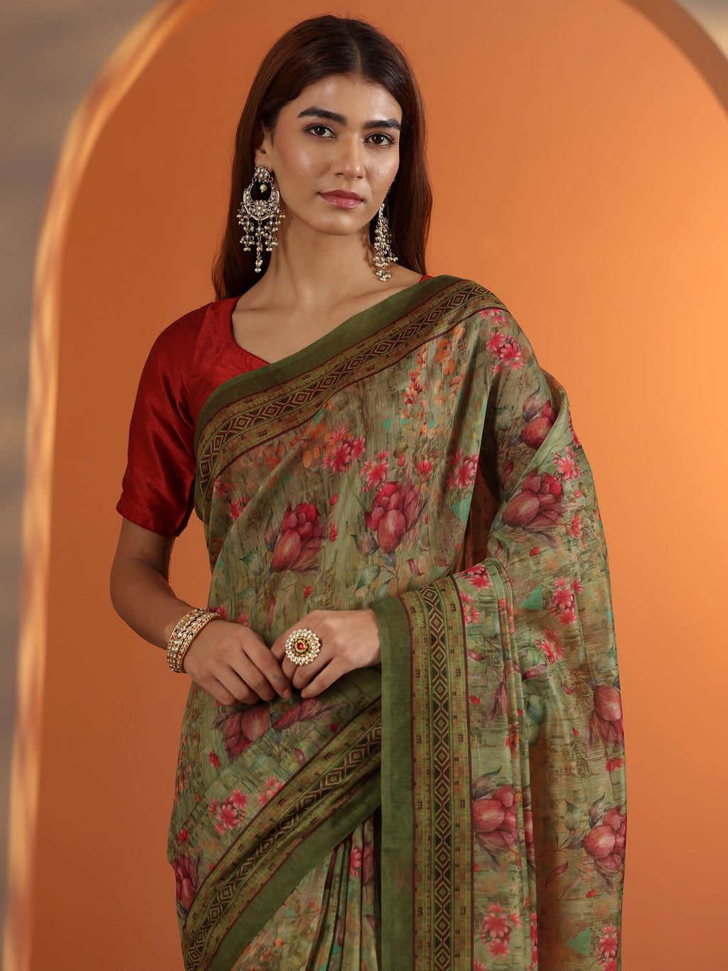 Green Printed Silk Blend Saree With Unstitched Blouse Piece