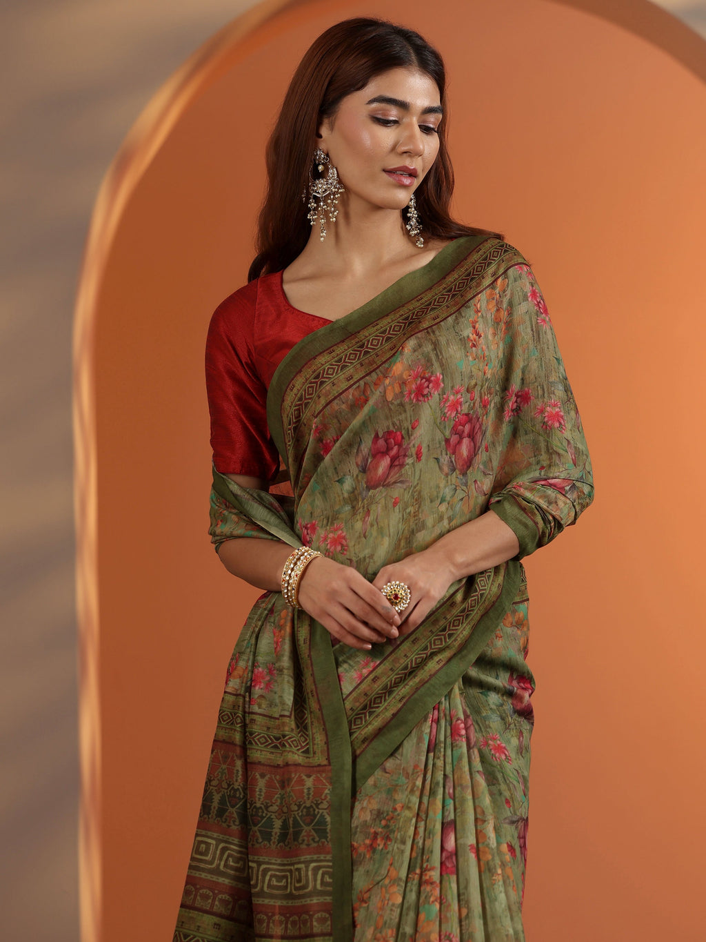 Green Printed Silk Blend Saree With Unstitched Blouse Piece