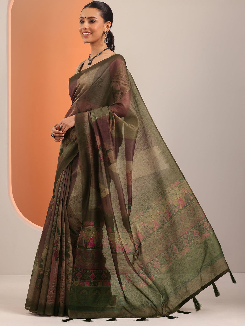 Green Printed Silk Blend Saree With Unstitched Blouse Piece