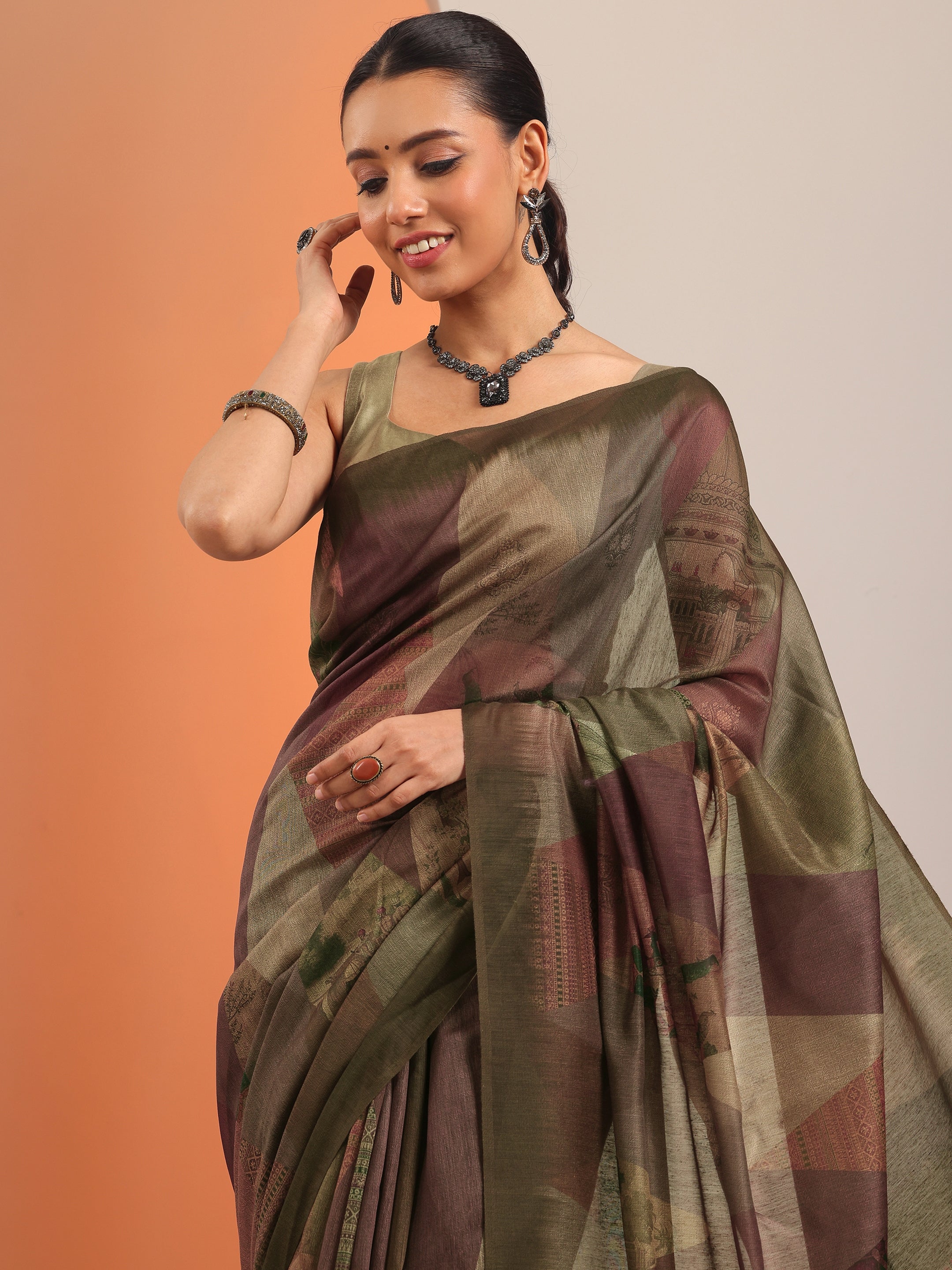 Green Printed Silk Blend Saree With Unstitched Blouse Piece
