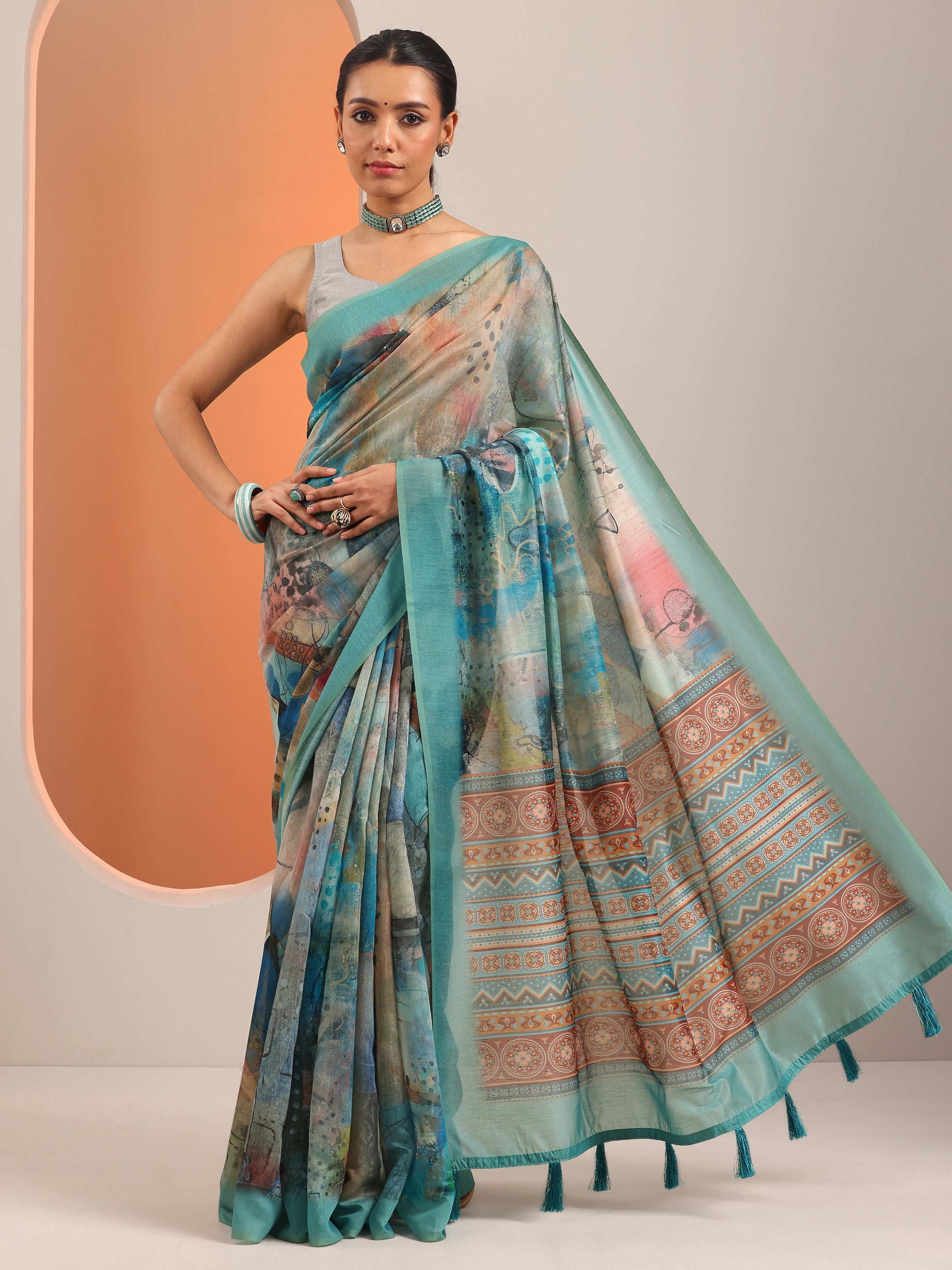 Blue Printed Silk Blend Saree With Unstitched Blouse Piece