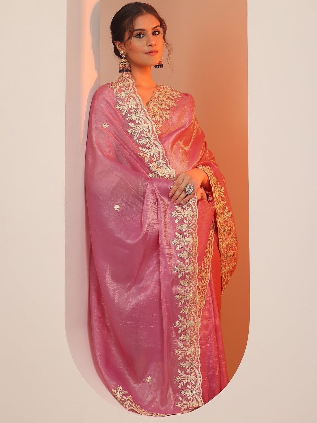 Pink Embroidered Organza Saree With Unstitched Blouse Piece