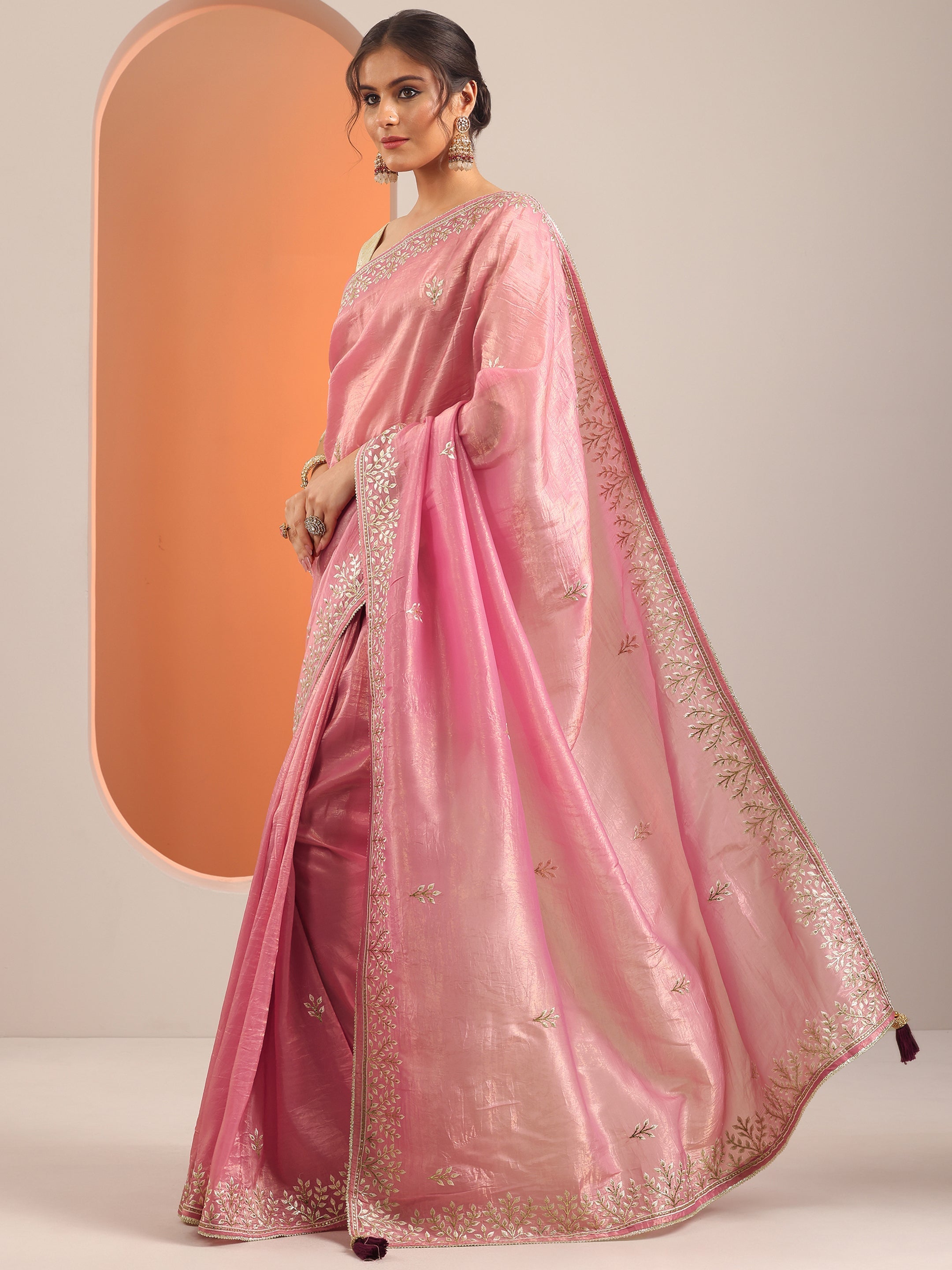 Pink Embroidered Organza Saree With Unstitched Blouse Piece