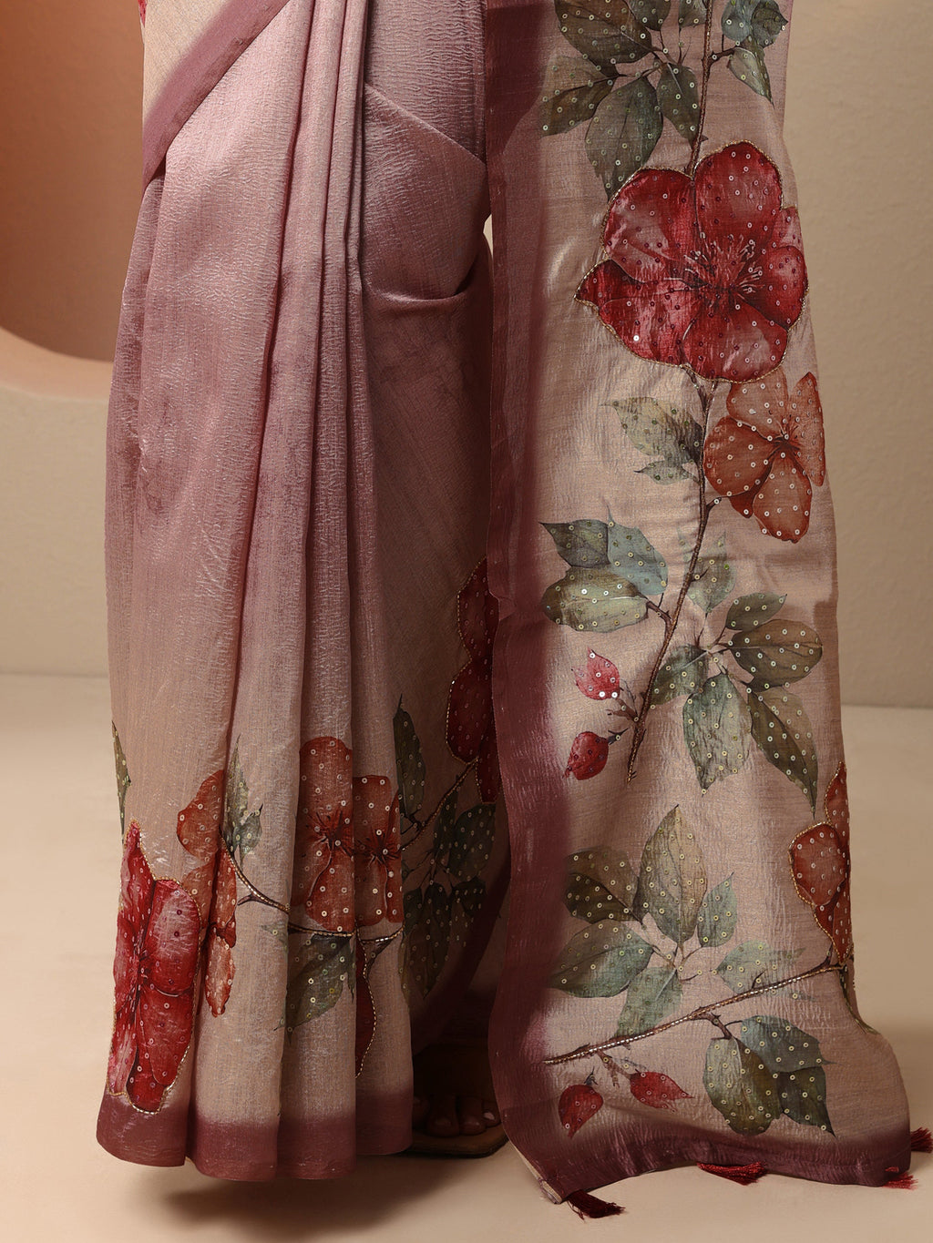 Pink Embellished Silk Blend Saree With Unstitched Blouse Piece