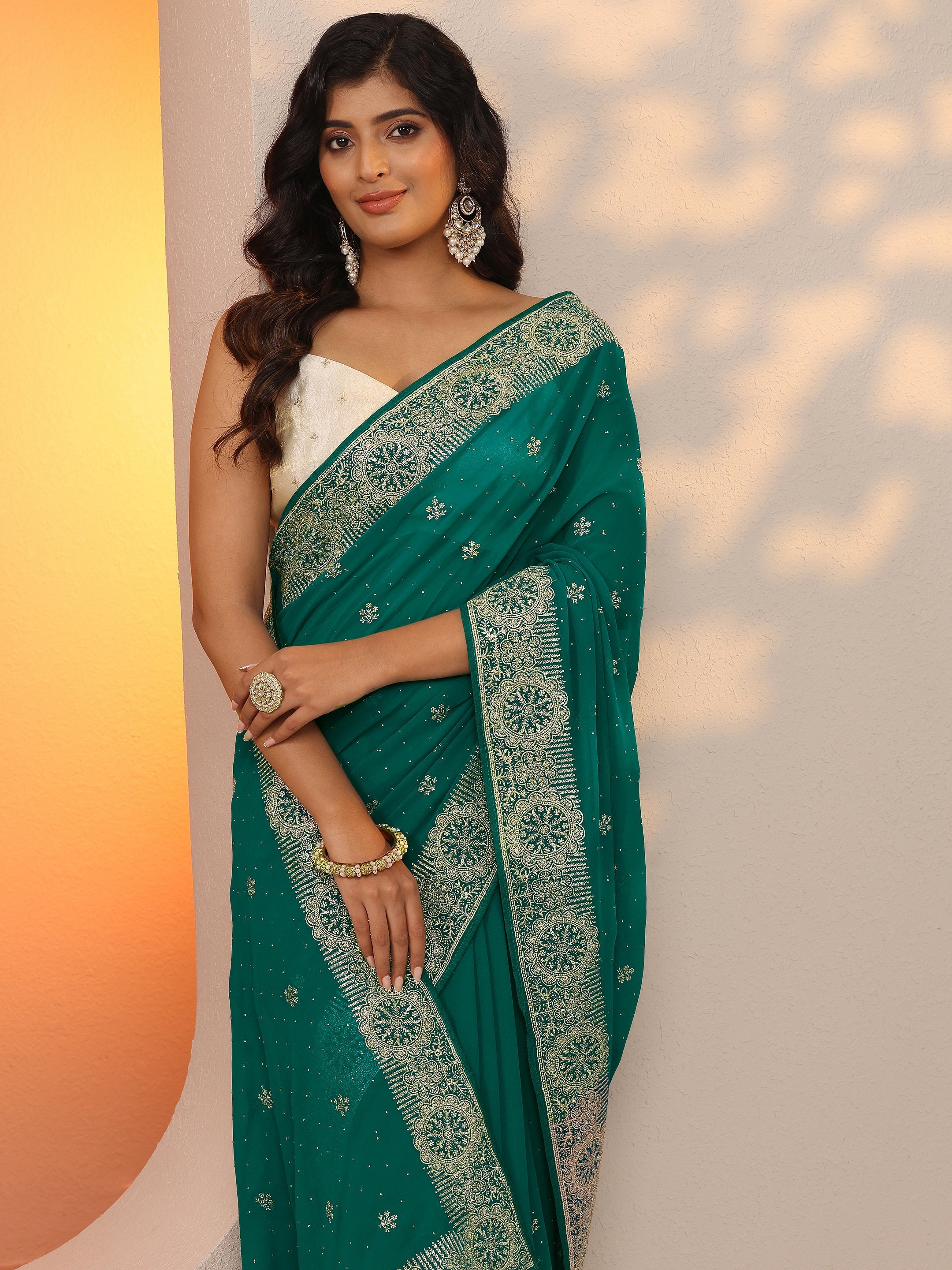Green Embroidered Georgette Saree With Unstitched Blouse Piece