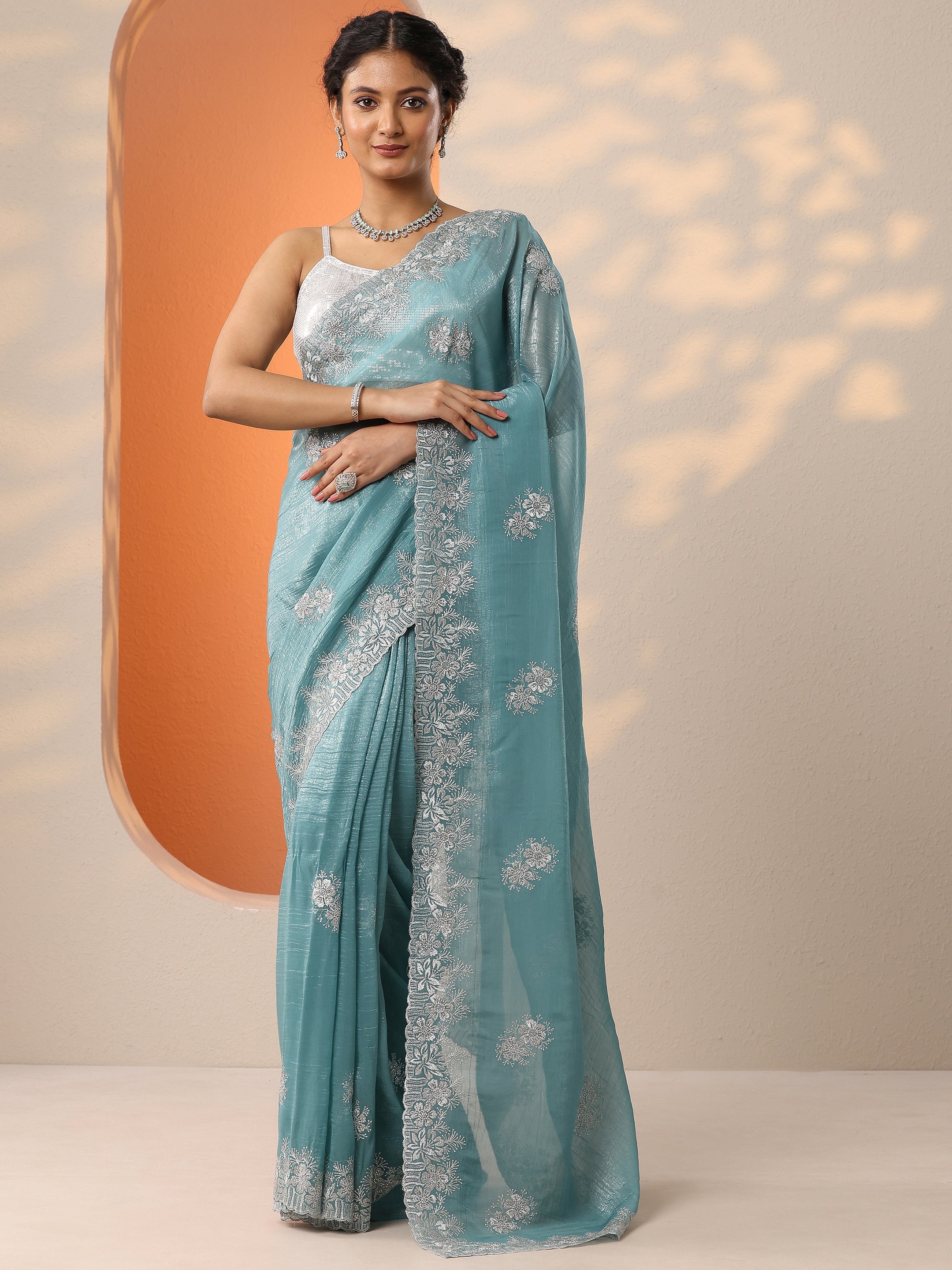 Blue Embroidered Organza Saree With Unstitched Blouse Piece