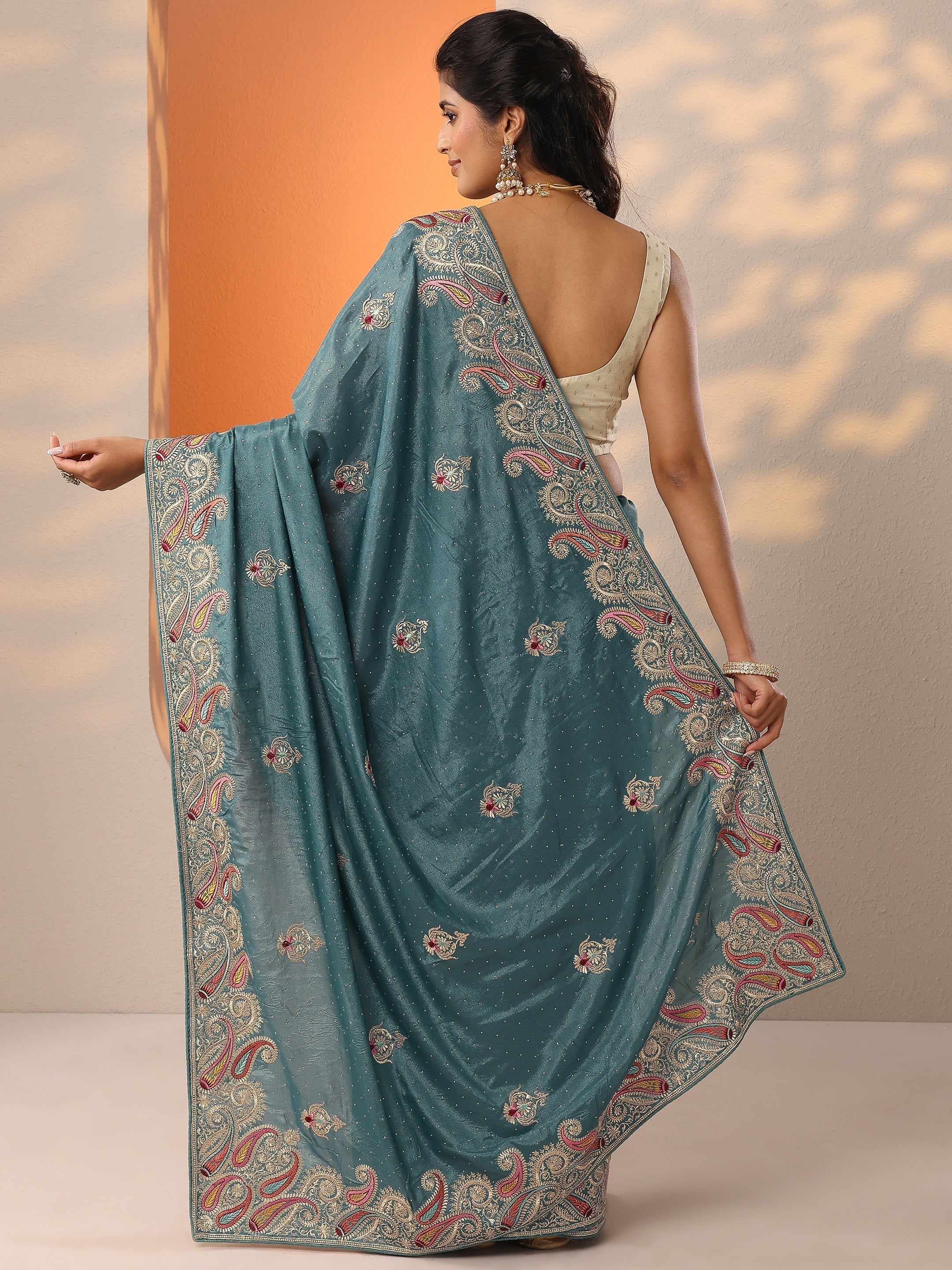 Blue Embroidered Chinon Saree With Unstitched Blouse Piece