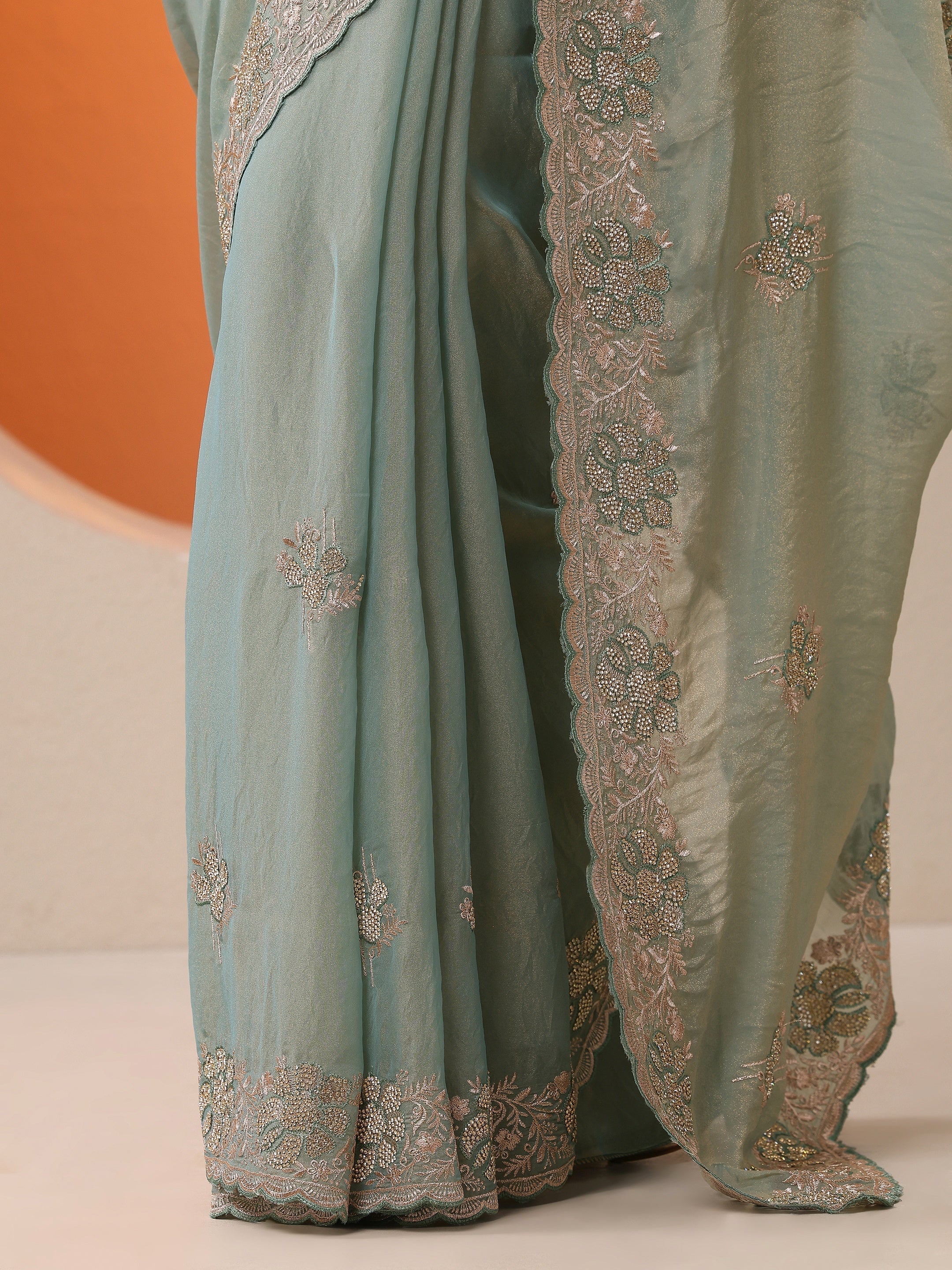 Blue Embellished Organza Saree With Unstitched Blouse Piece