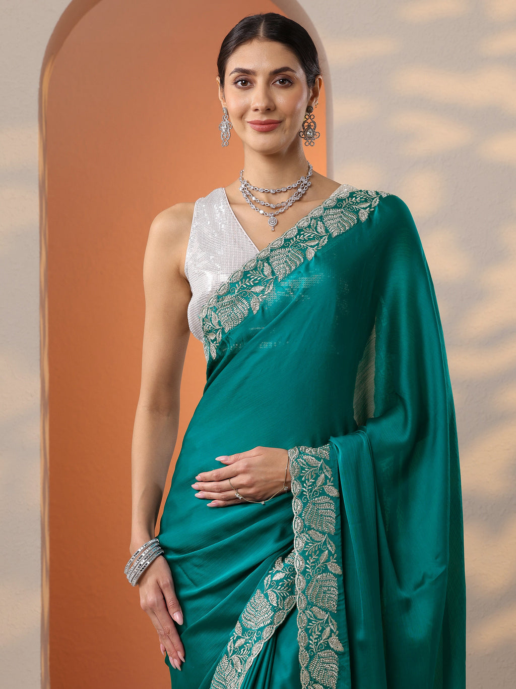 Blue Solid Chinon Saree With Unstitched Blouse Piece