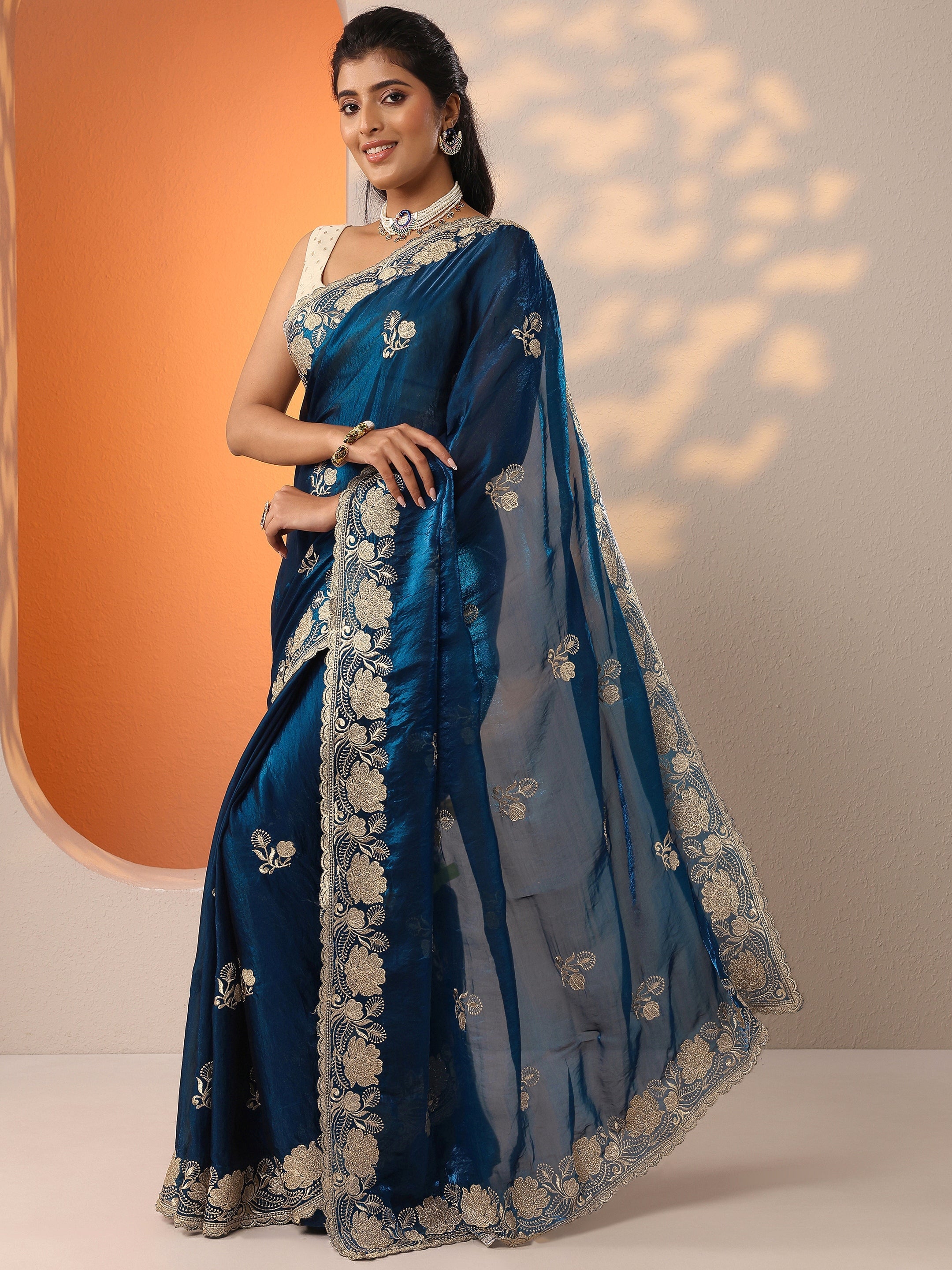 Navy Blue Embroidered Organza Saree With Unstitched Blouse Piece