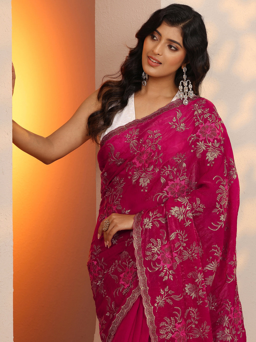 Pink Embroidered Organza Saree With Unstitched Blouse Piece