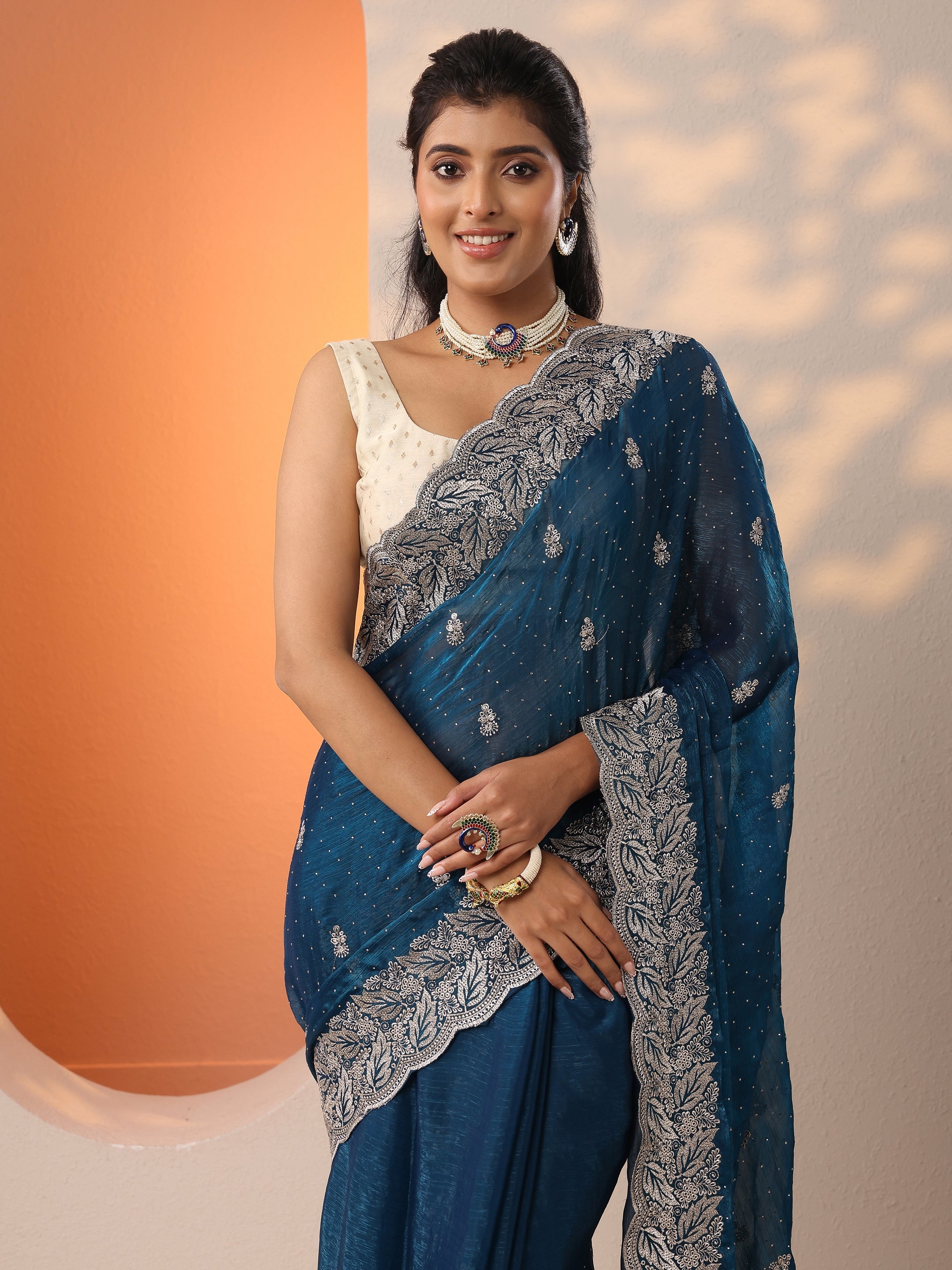 Blue Embellished Silk Blend Saree With Unstitched Blouse Piece