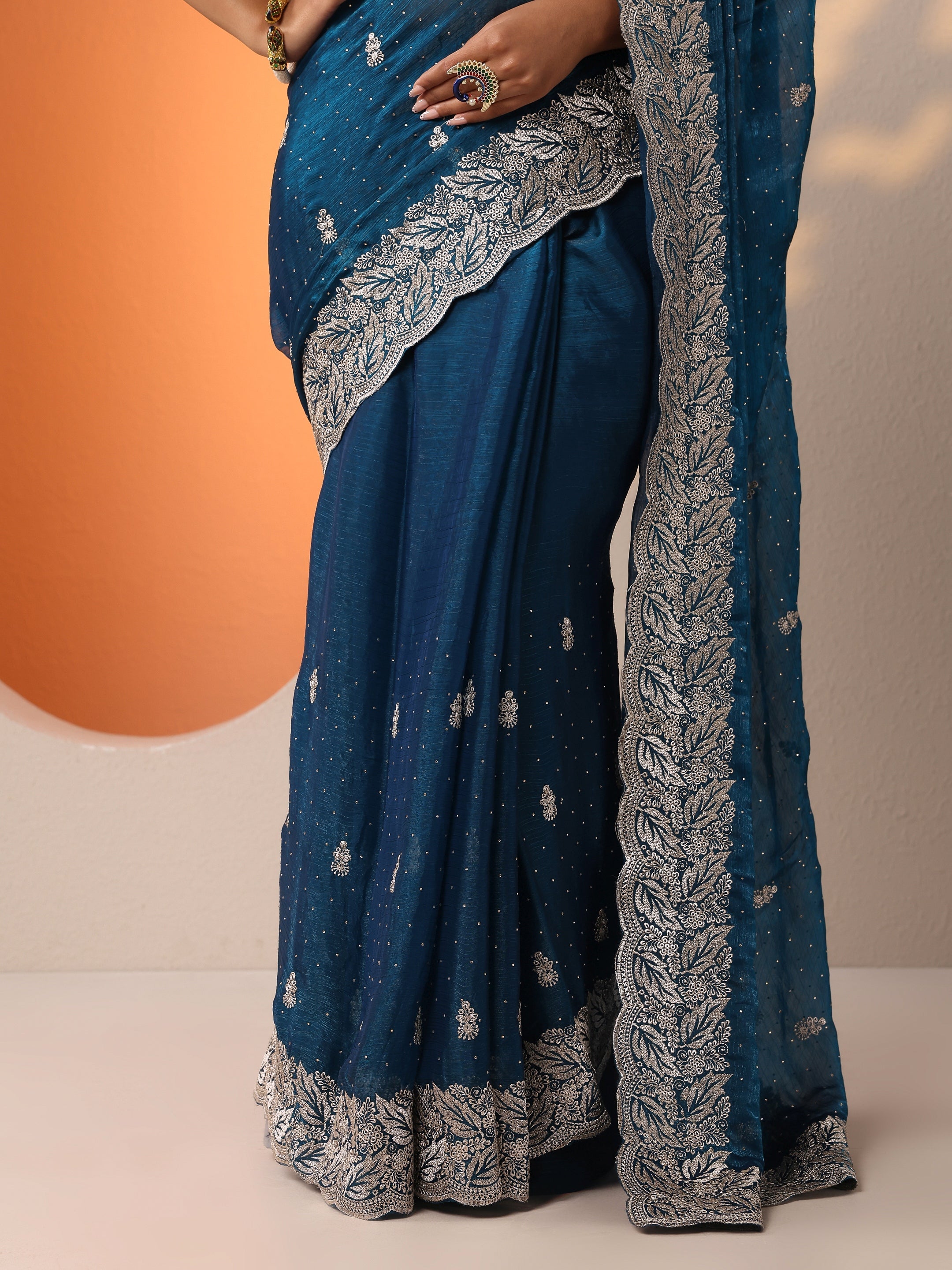 Blue Embellished Silk Blend Saree With Unstitched Blouse Piece