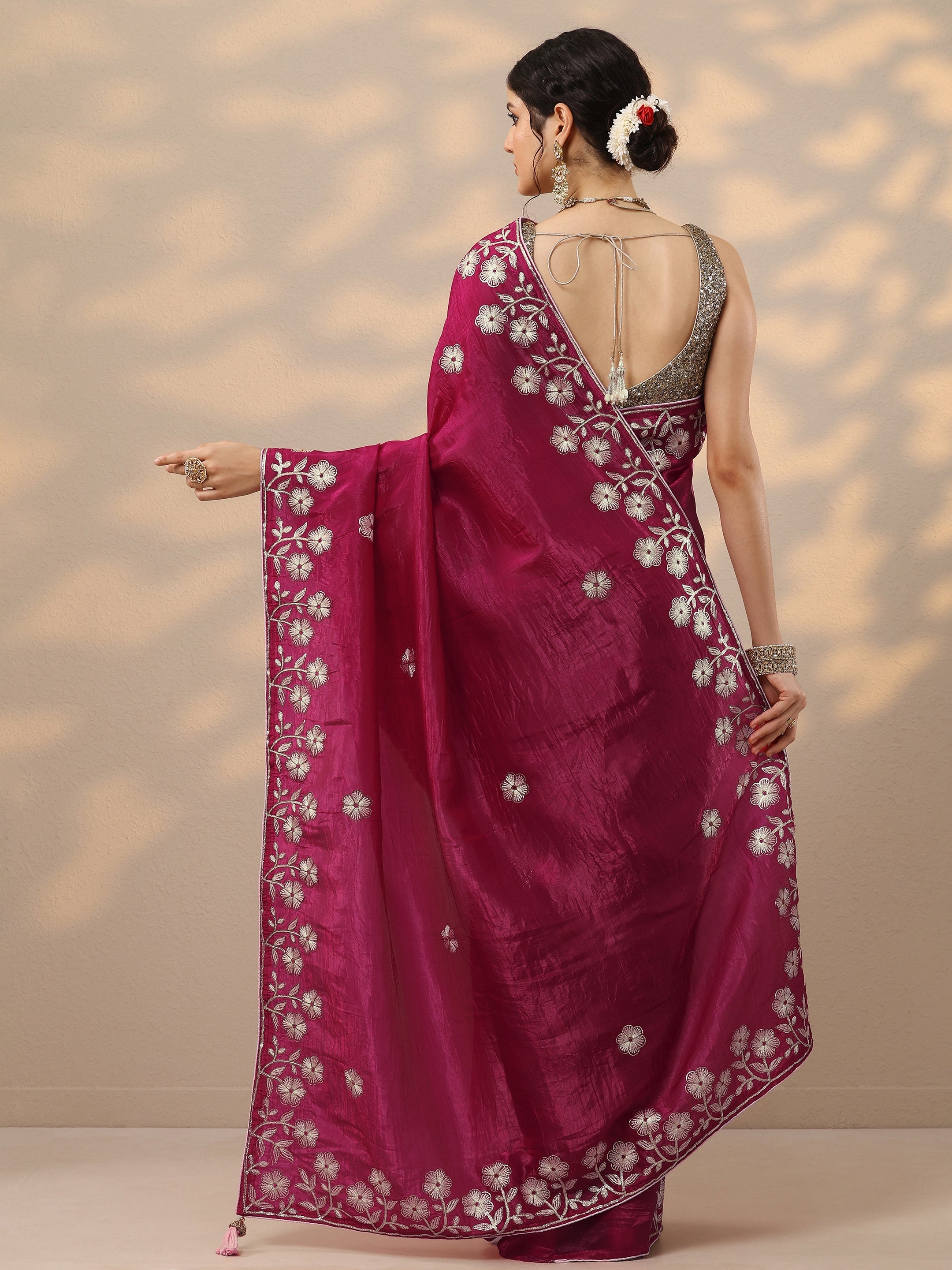 Pink Embroidered Organza Saree With Unstitched Blouse Piece