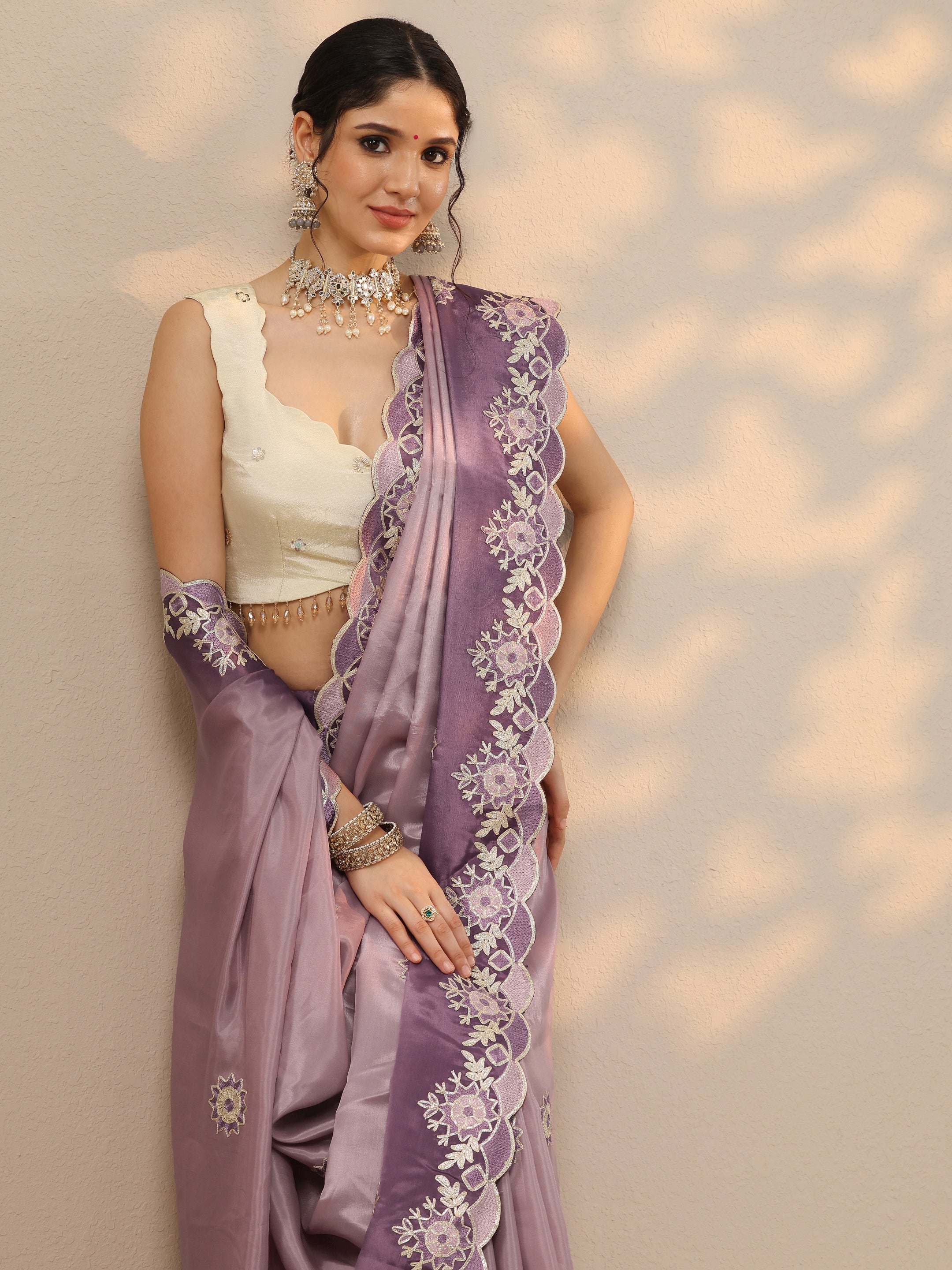 Lavender Embroidered Silk Blend Saree With Unstitched Blouse Piece
