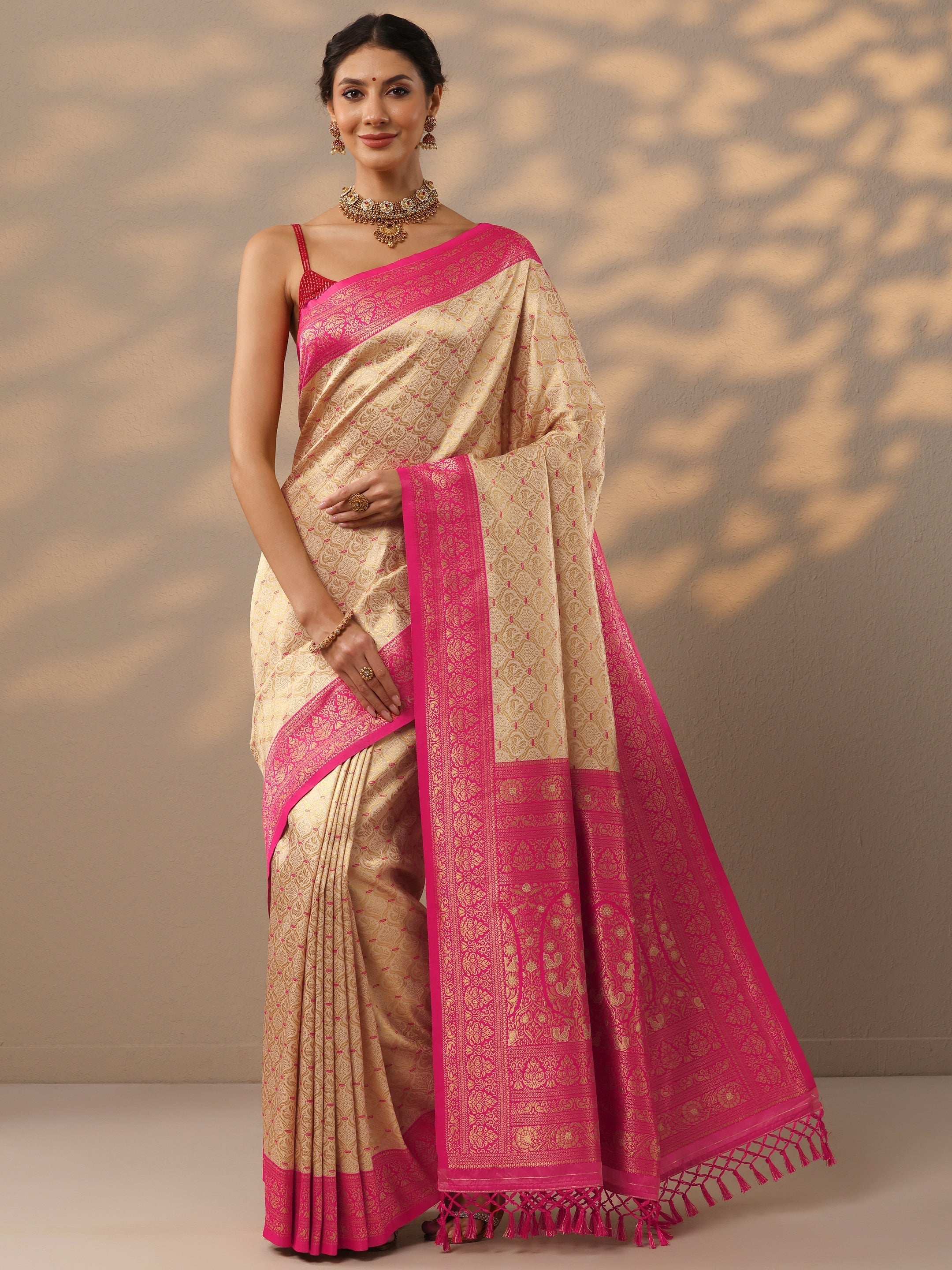 Off White Woven Design Banarasi Silk Blend Saree With Unstitched Blouse Piece
