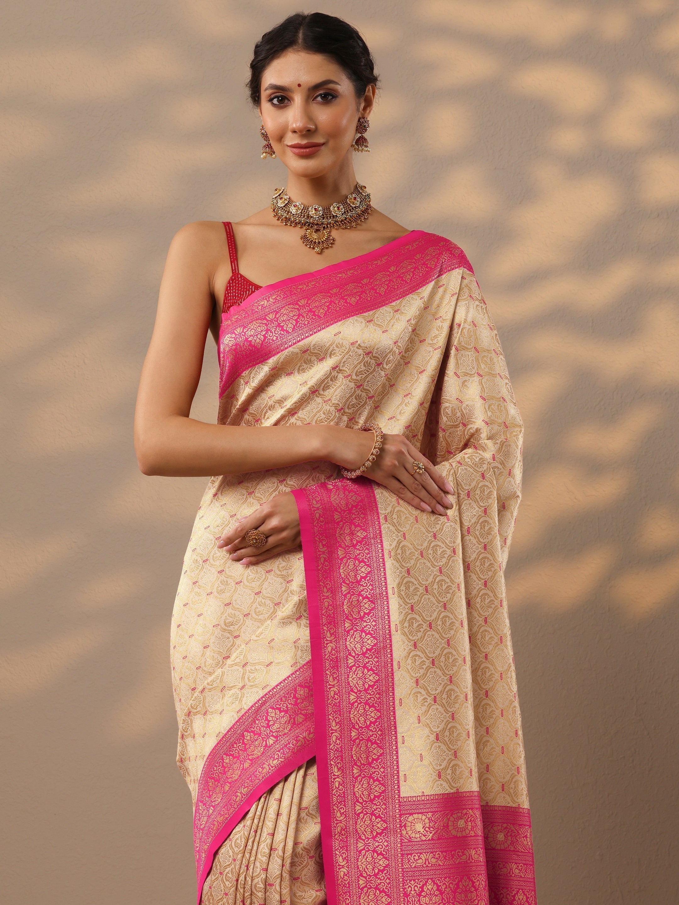 Off White Woven Design Banarasi Silk Blend Saree With Unstitched Blouse Piece