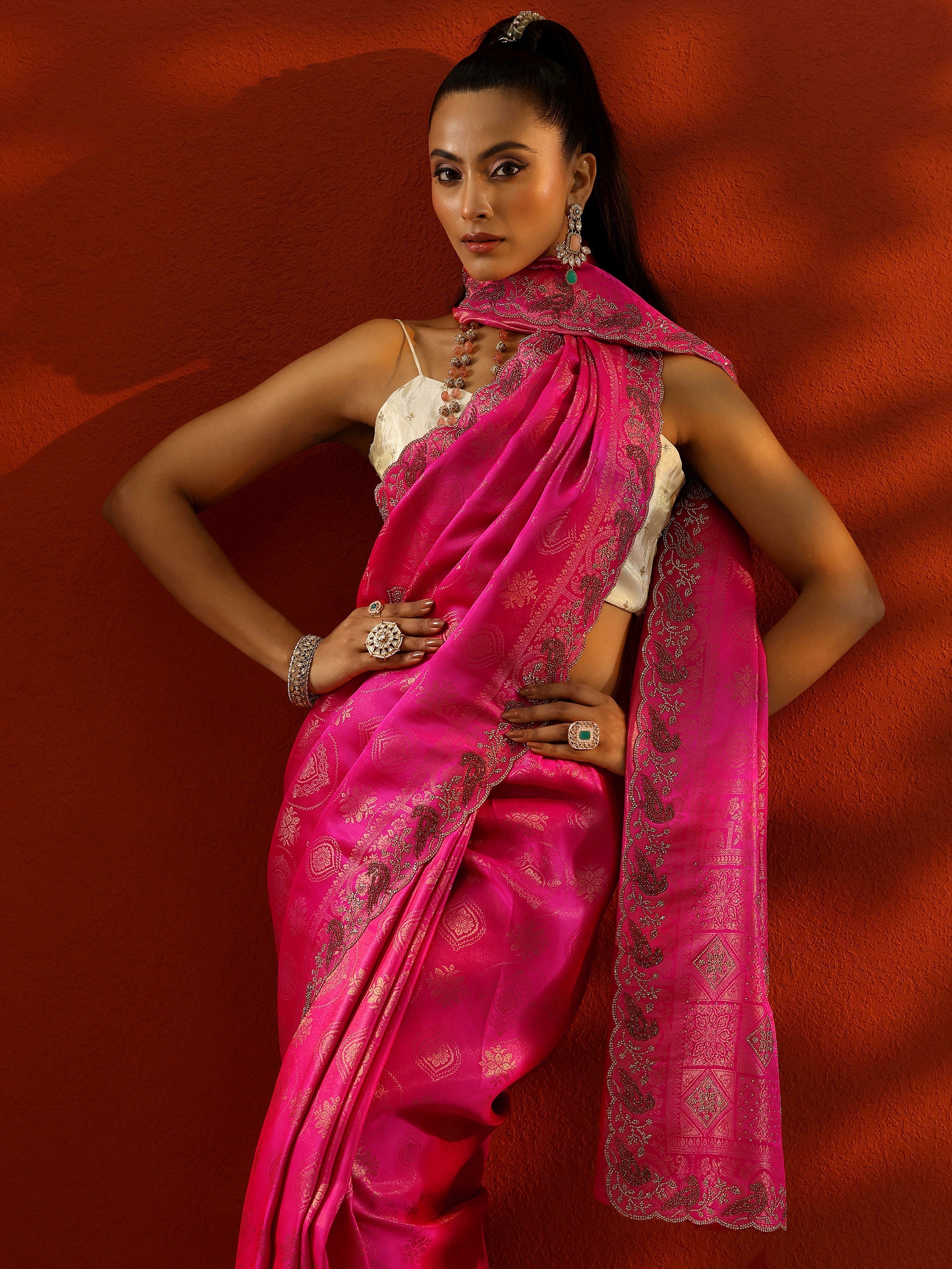 Pink Embellished Banarasi Silk Blend Saree With Unstitched Blouse Piece