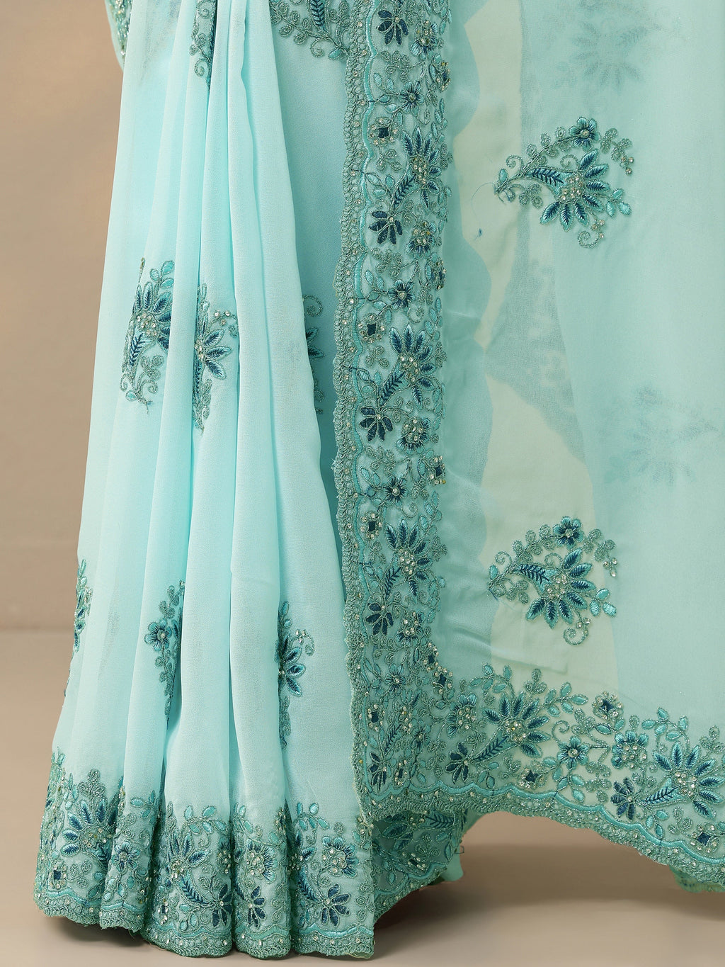 Blue Embroidered Georgette Saree With Unstitched Blouse Piece
