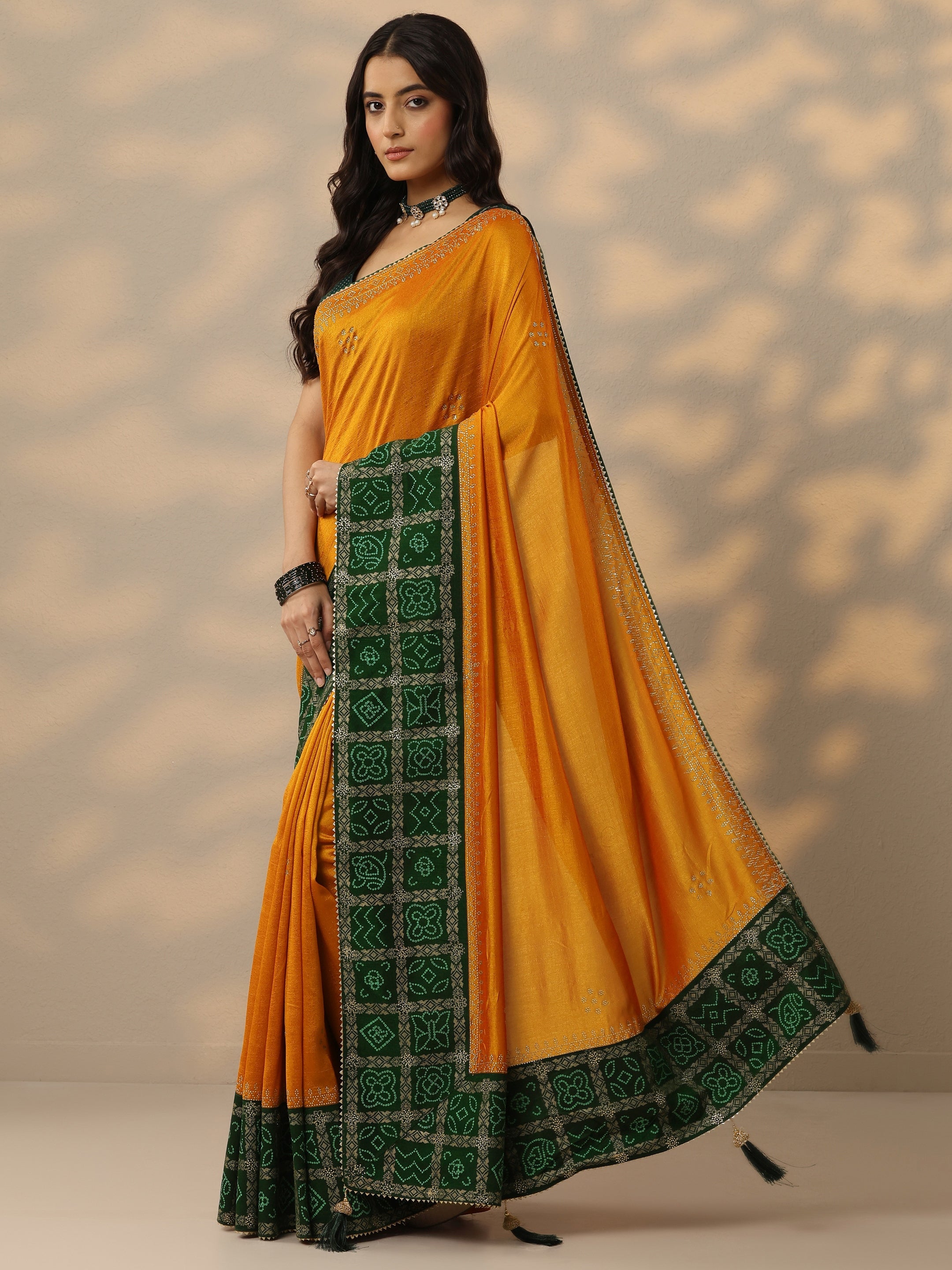 Mustard Printed Chinon Saree With Unstitched Blouse Piece