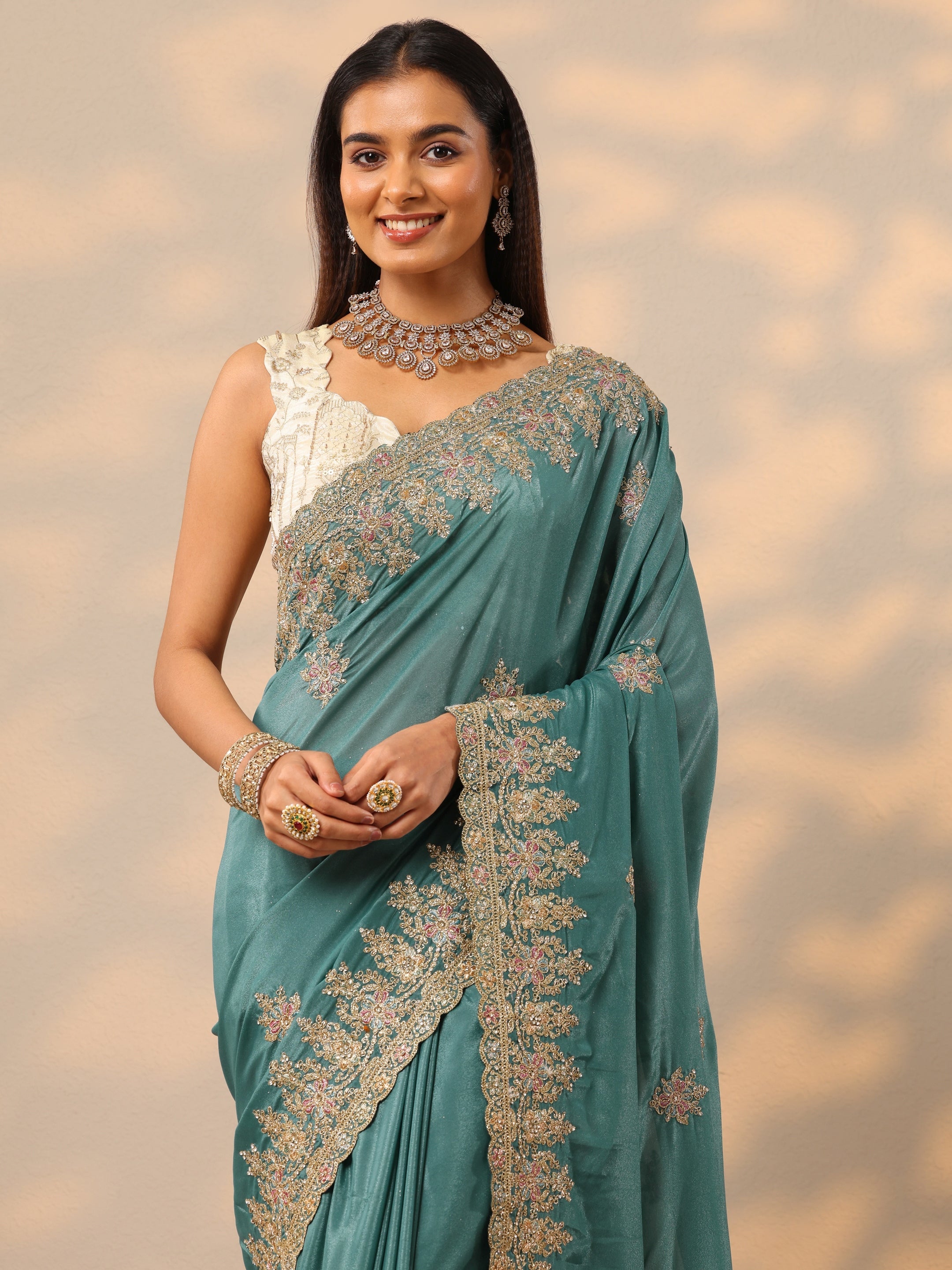 Blue Embroidered Silk Blend Saree With Unstitched Blouse Piece