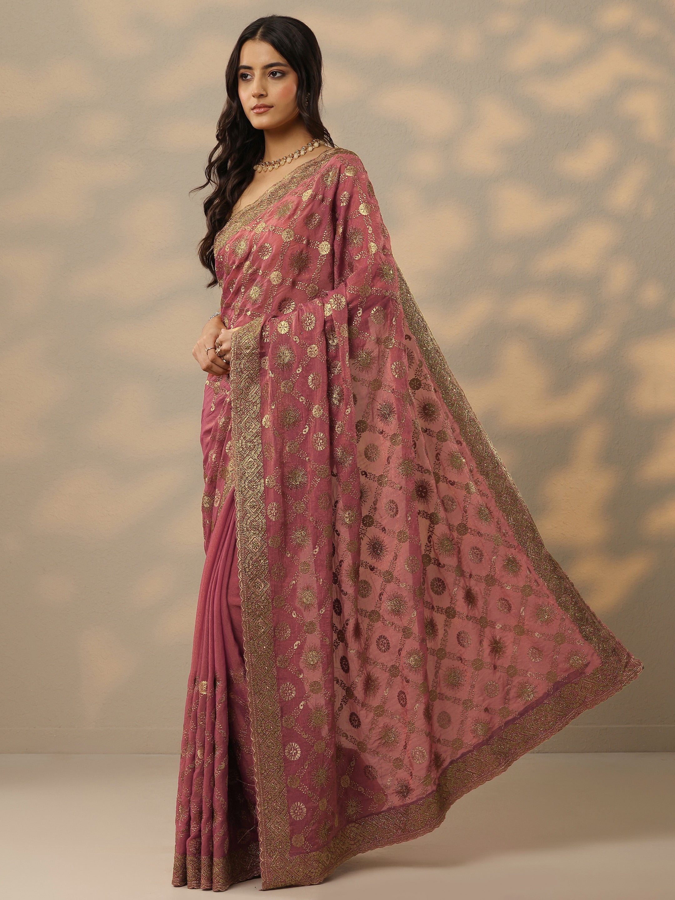 Pink Embroidered Banarasi Silk Blend Saree With Unstitched Blouse Piece