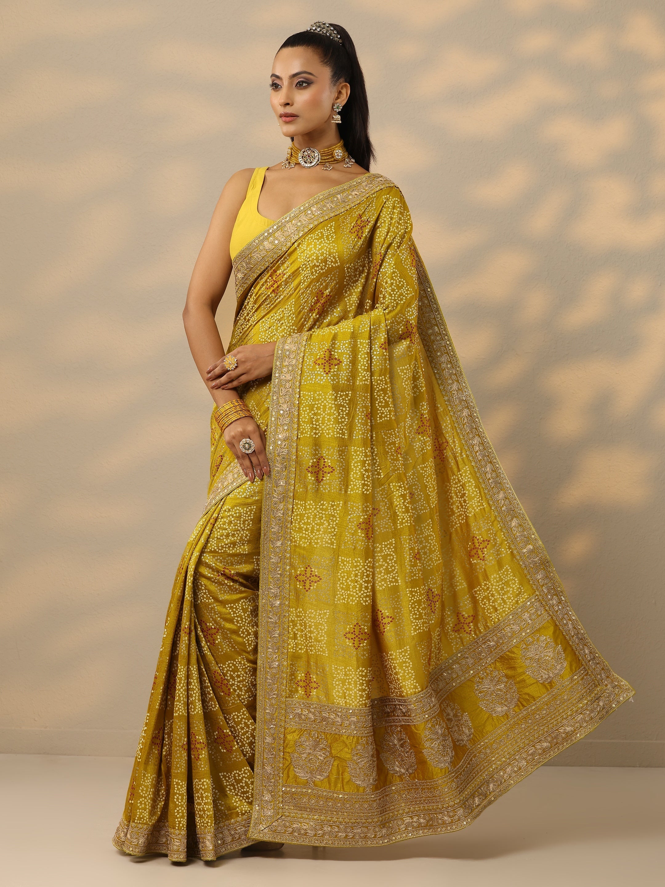 Mustard Printed Banarasi Silk Blend Saree With Unstitched Blouse Piece