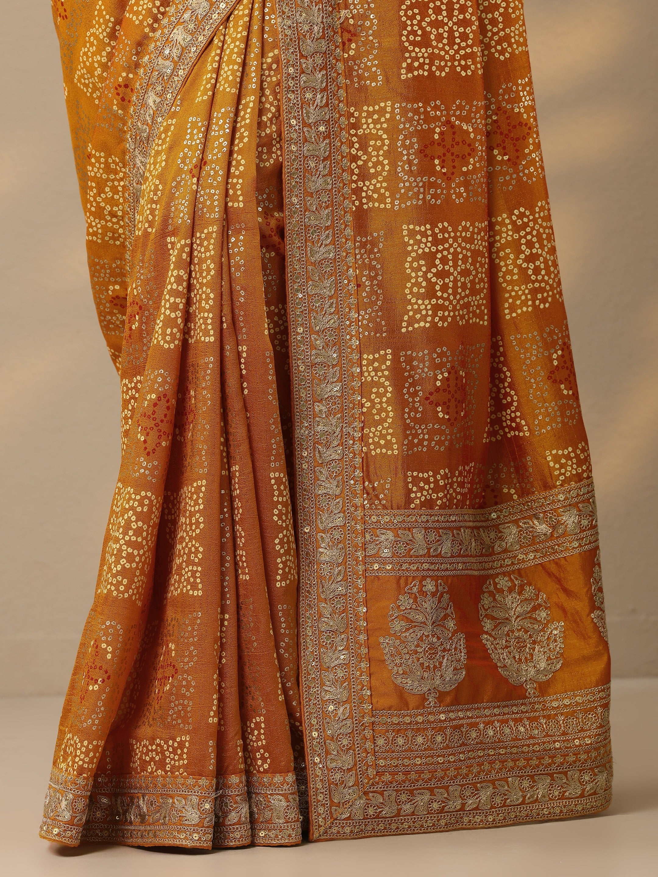 Mustard Bandhani  Printed Silk Blend Saree With Unstitched Blouse Piece