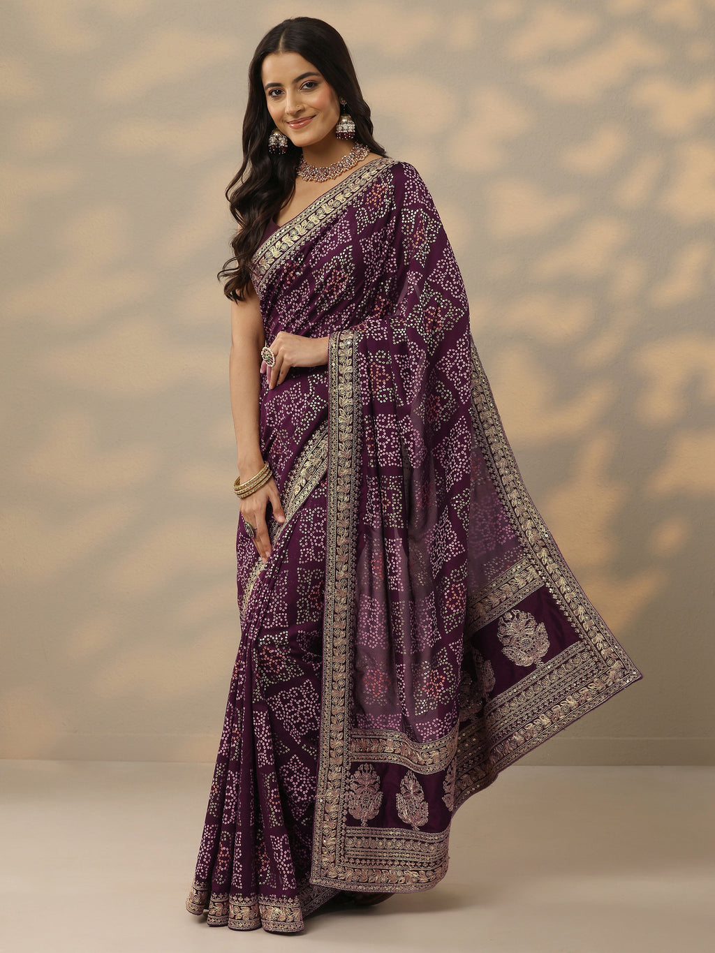 Burgundy Bandhani Printed Silk Blend Saree With Unstitched Blouse Piece