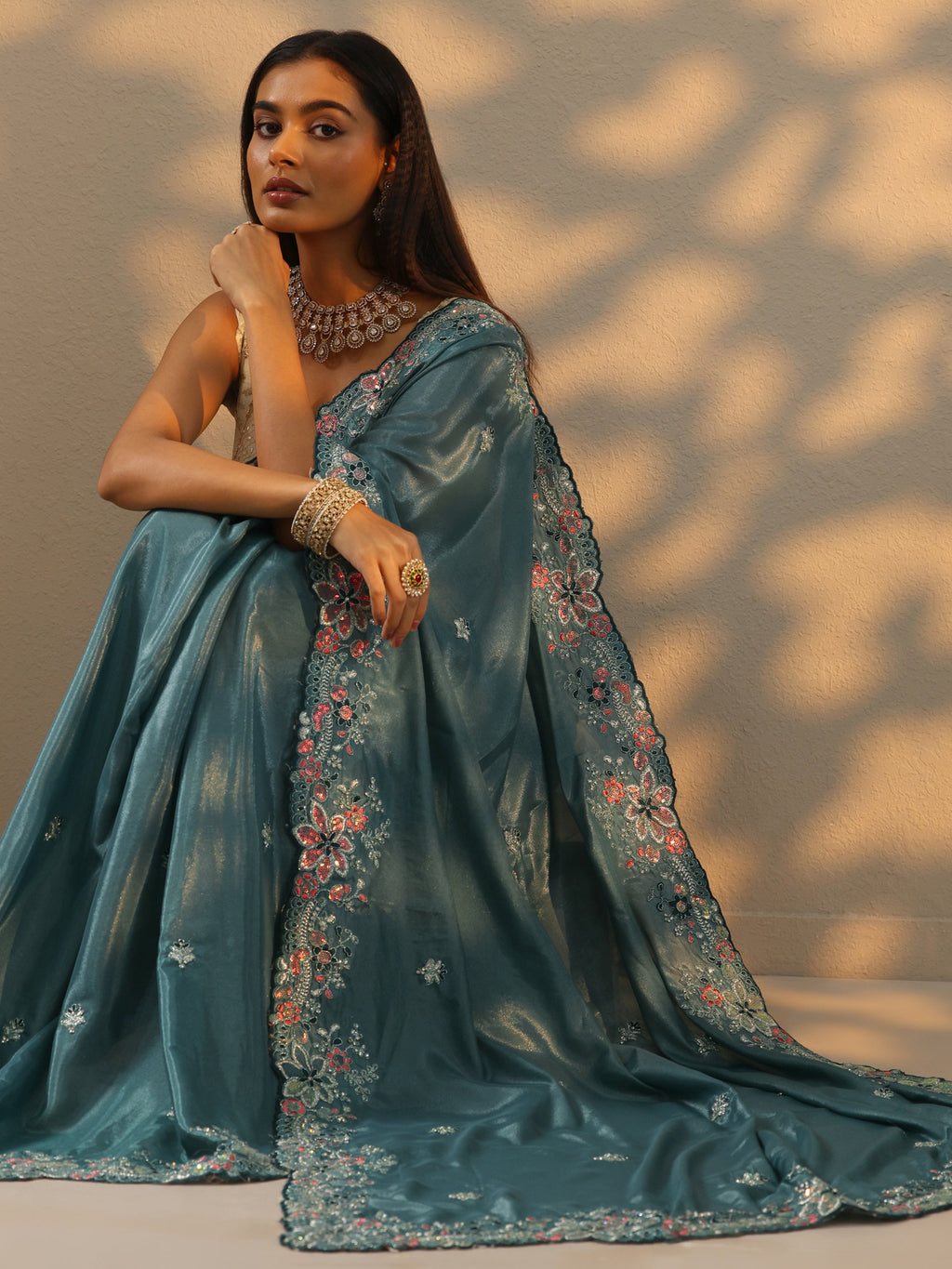 Blue Embroidered Crepe Saree With Unstitched Blouse Piece