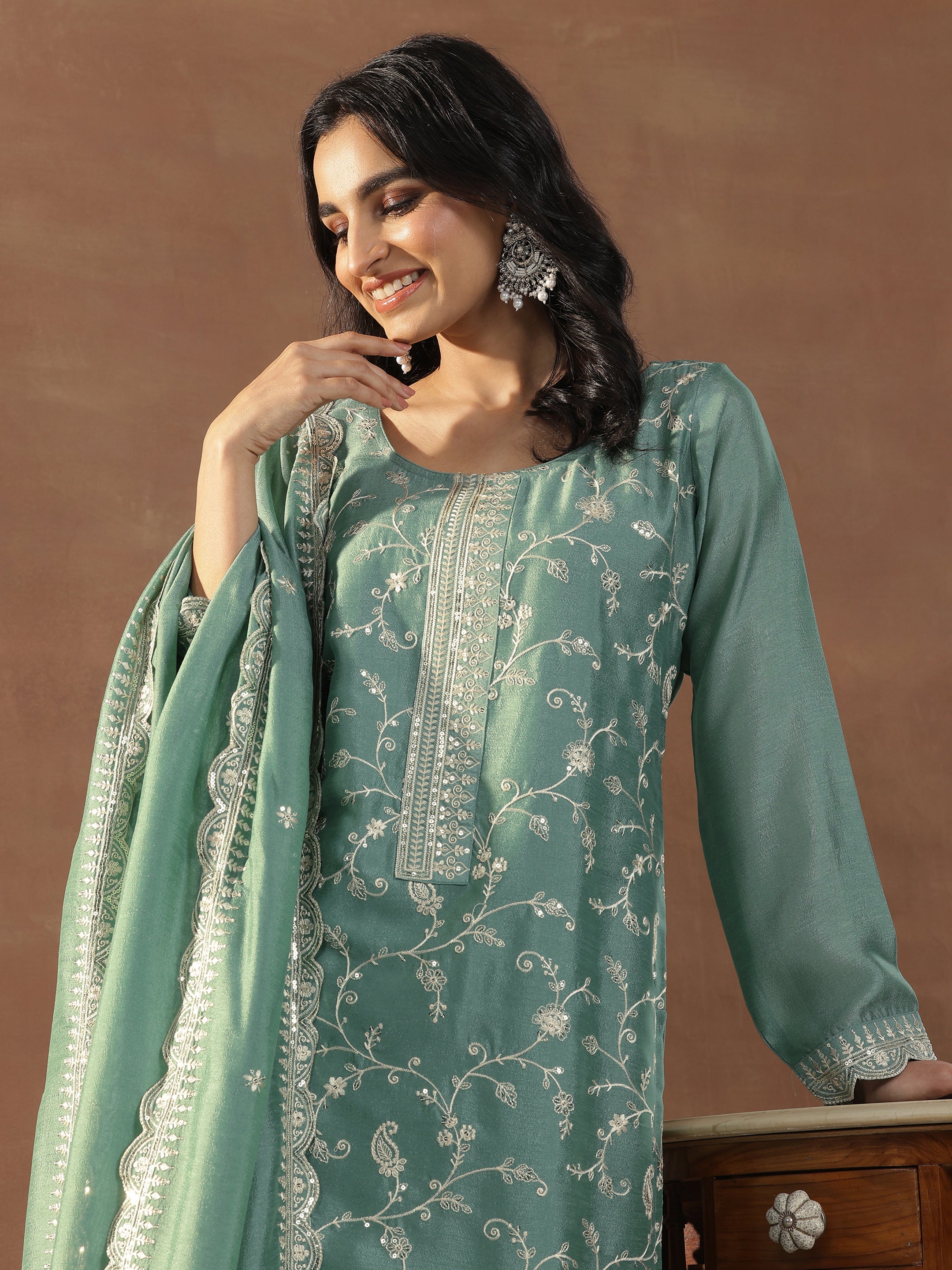 Green Embroidered Silk Blend Straight Suits With Dupatta
