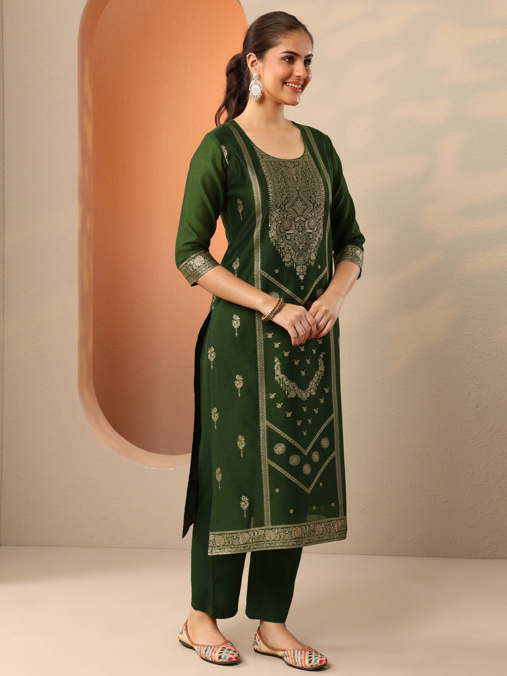 Green Woven Design Silk Blend Straight Suit Set With Dupatta
