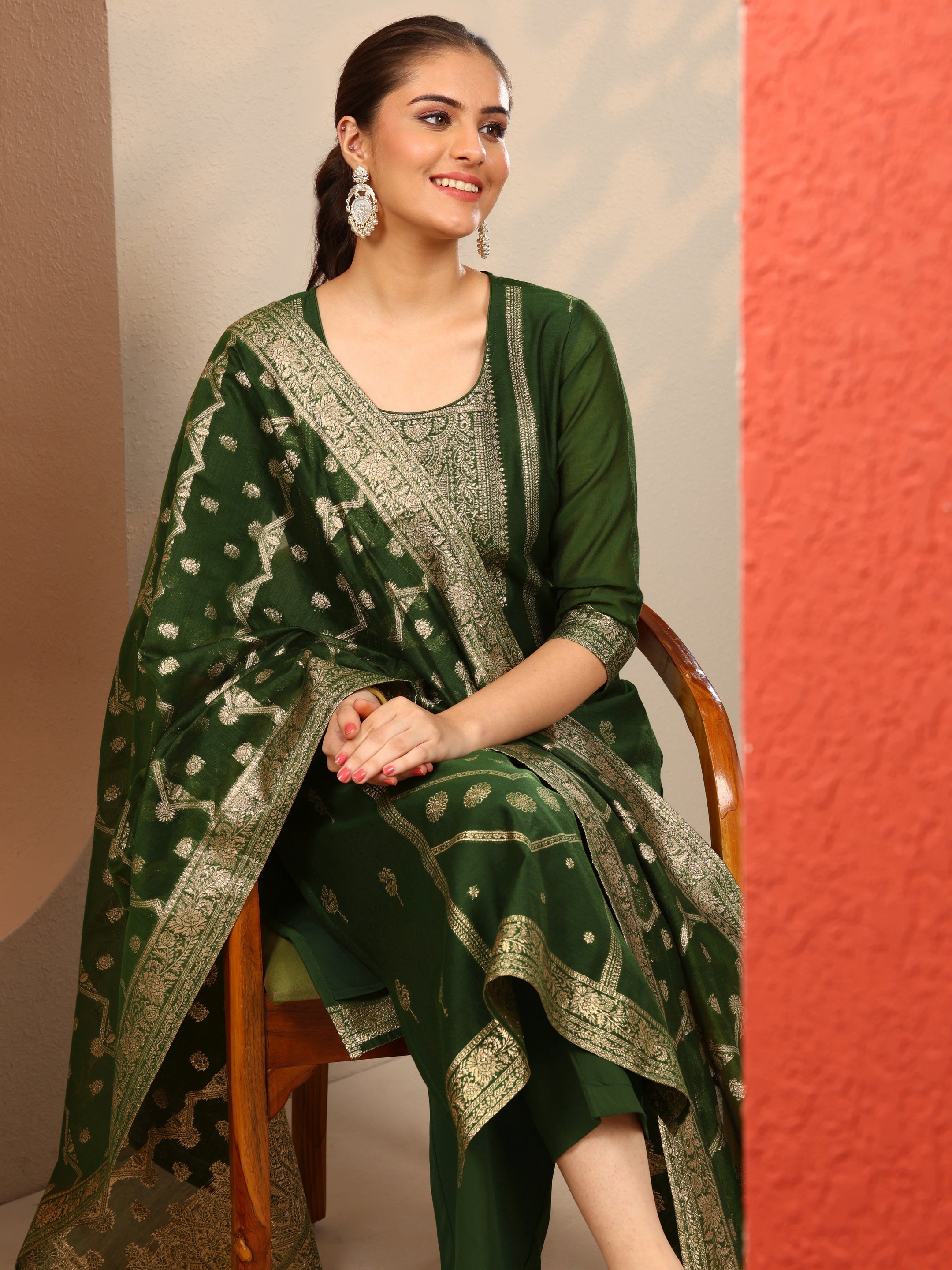 Green Woven Design Silk Blend Straight Suit Set With Dupatta