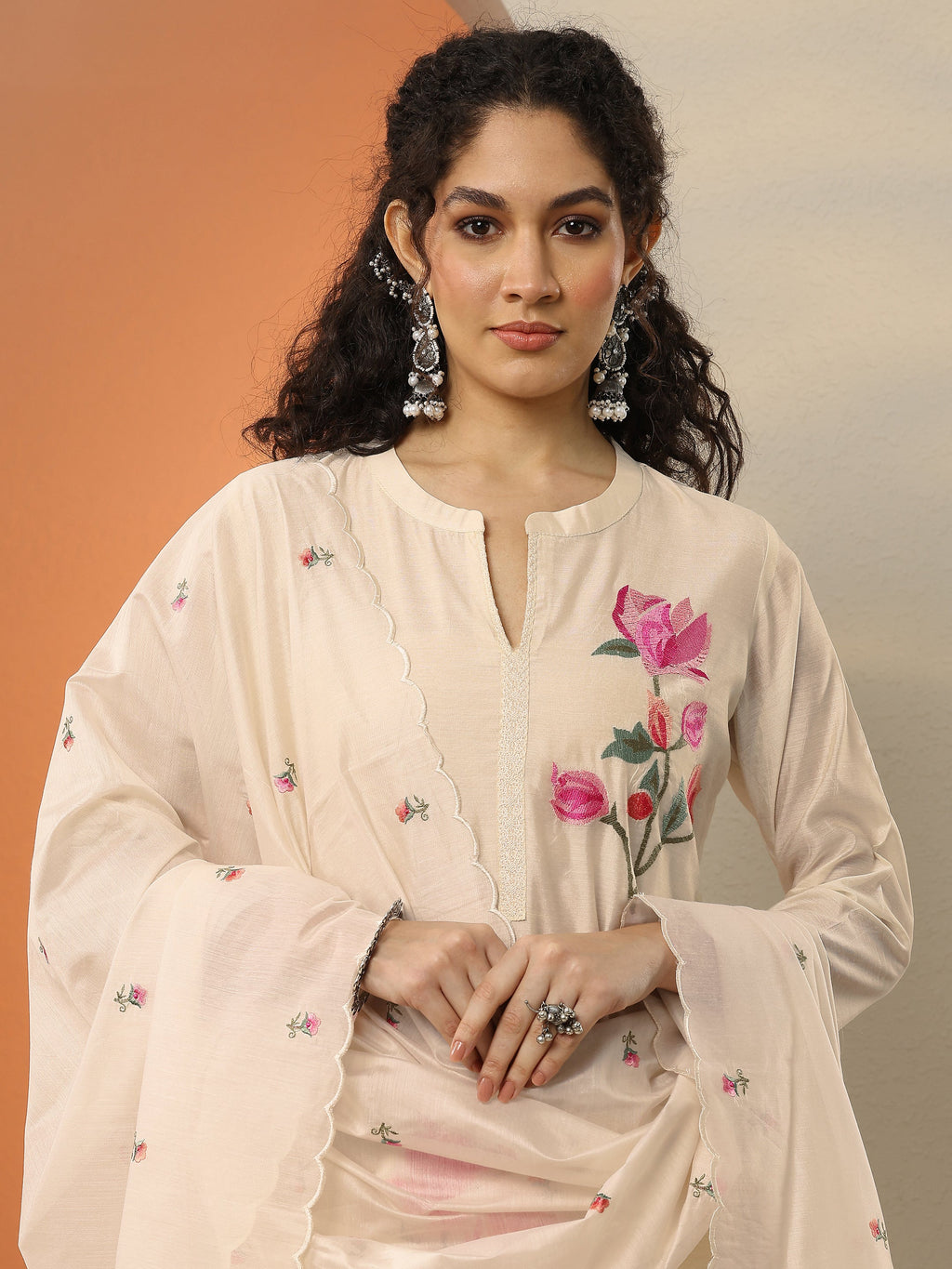 Cream Embroidered Silk Blend  Straight Suit Set With Dupatta