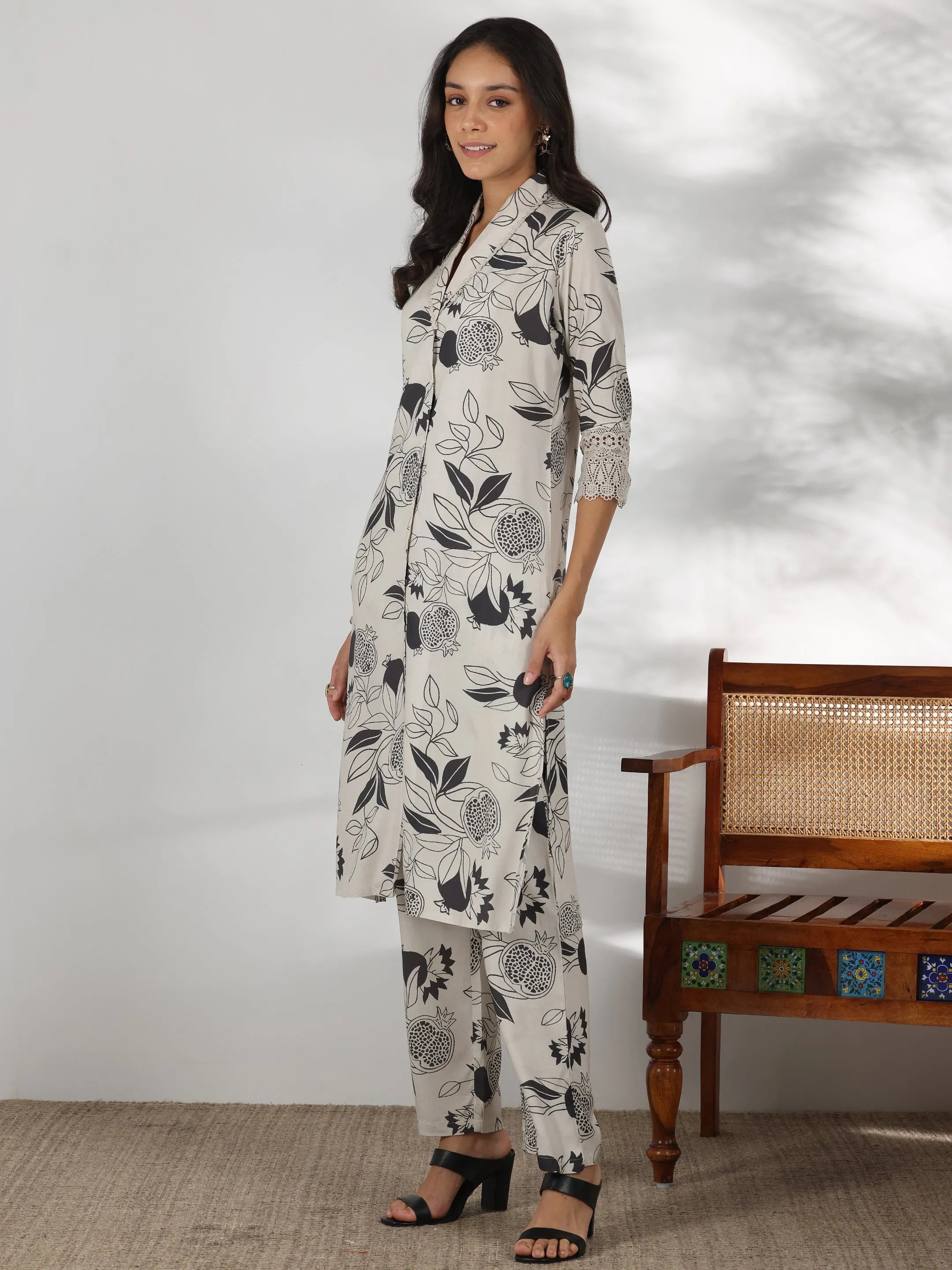 Off White Printed Silk Blend Co-Ords