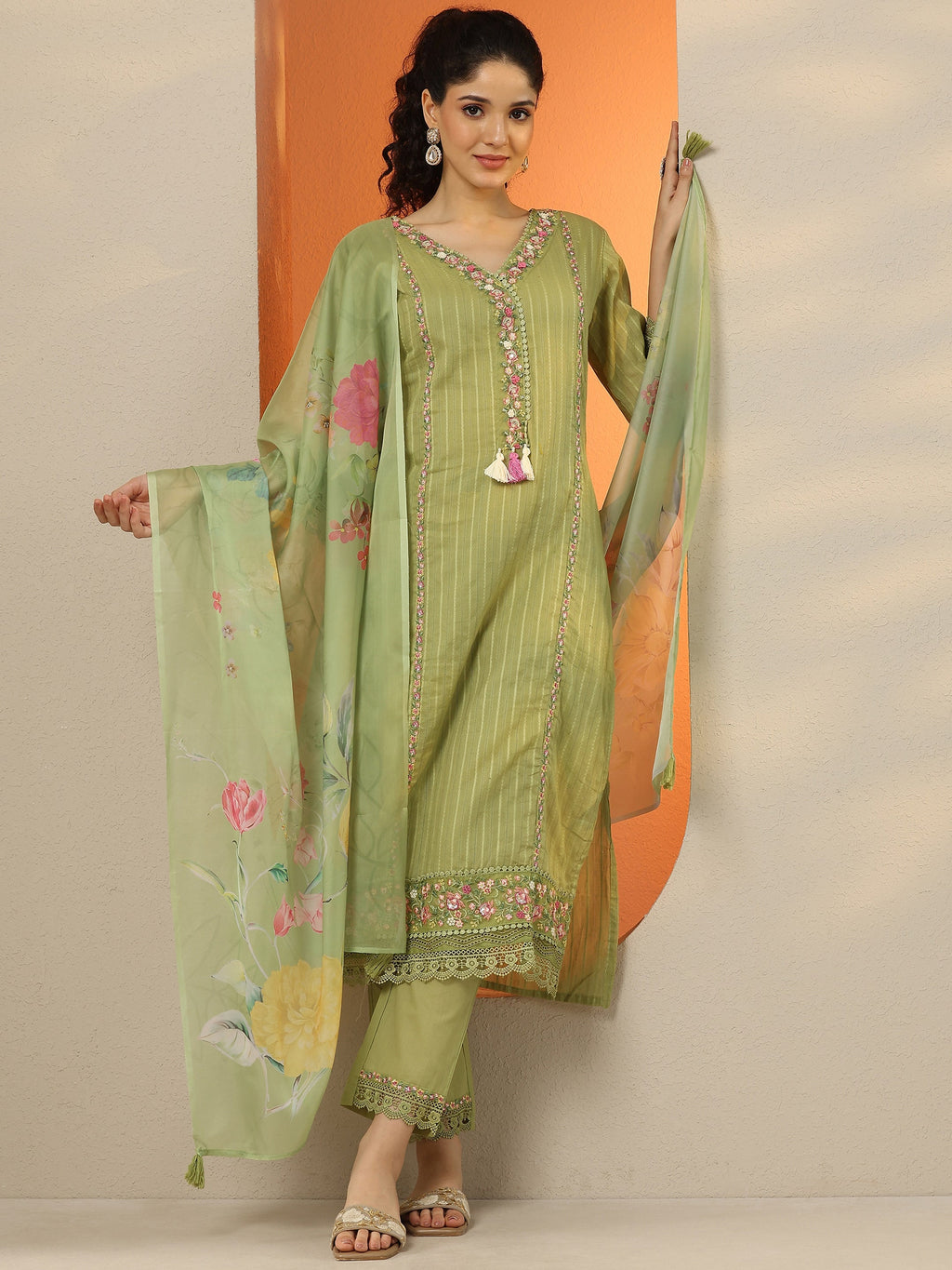 Green Embroidered Cotton Straight Suit Set With Dupatta