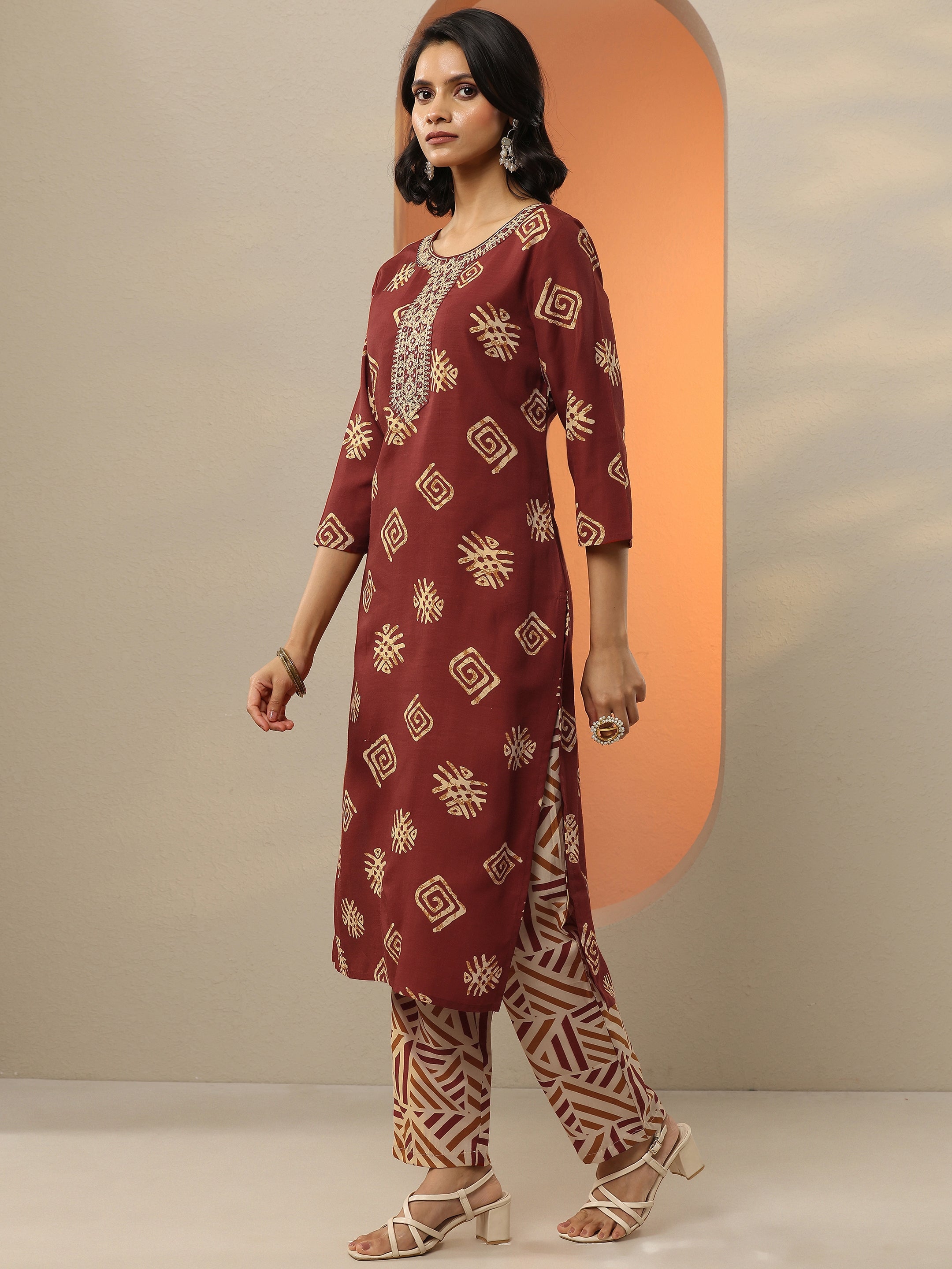 Maroon Printed Cotton Blend  Straight Suit Set With Dupatta