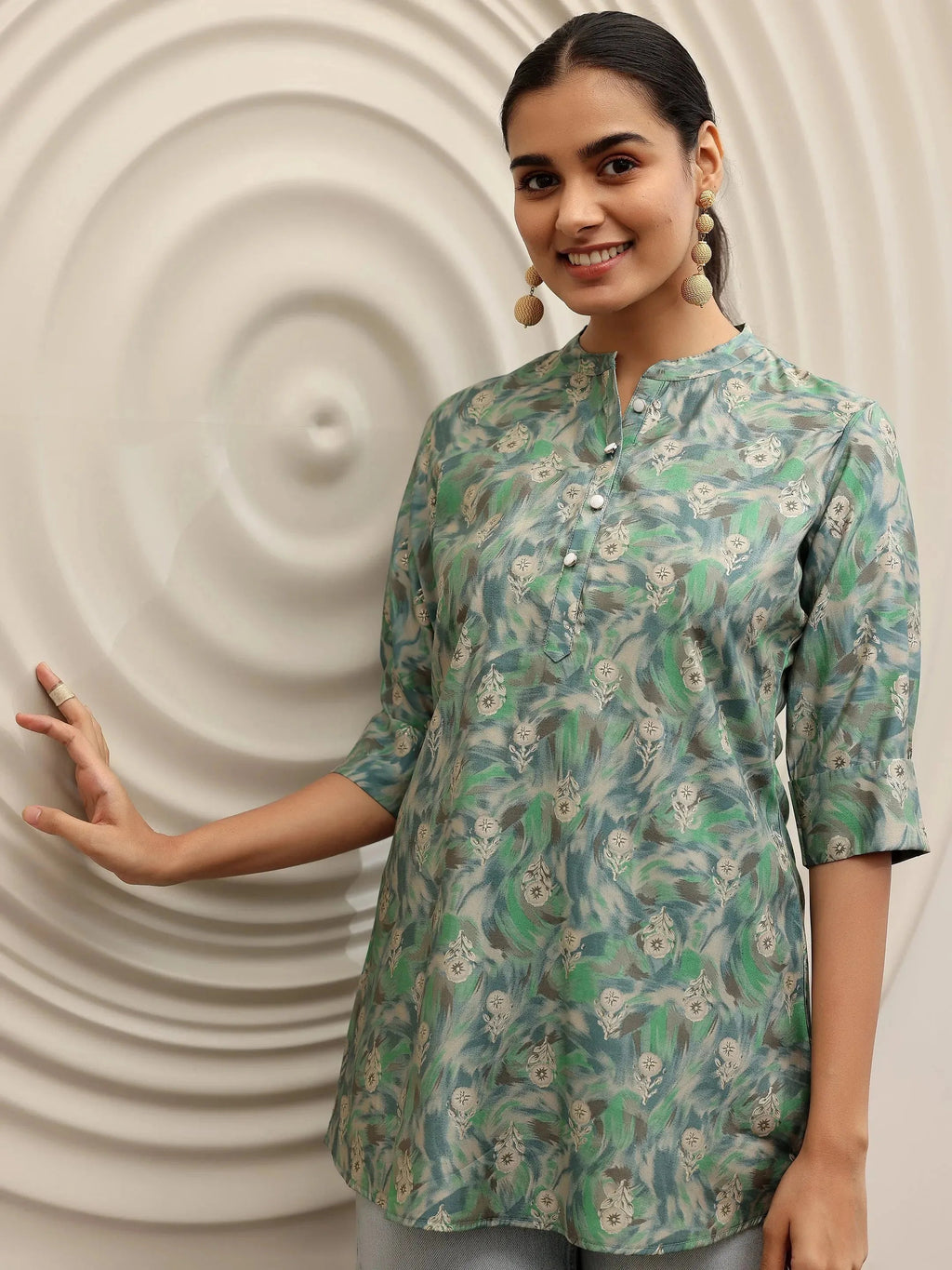 Green Printed Silk Blend Straight Kurti
