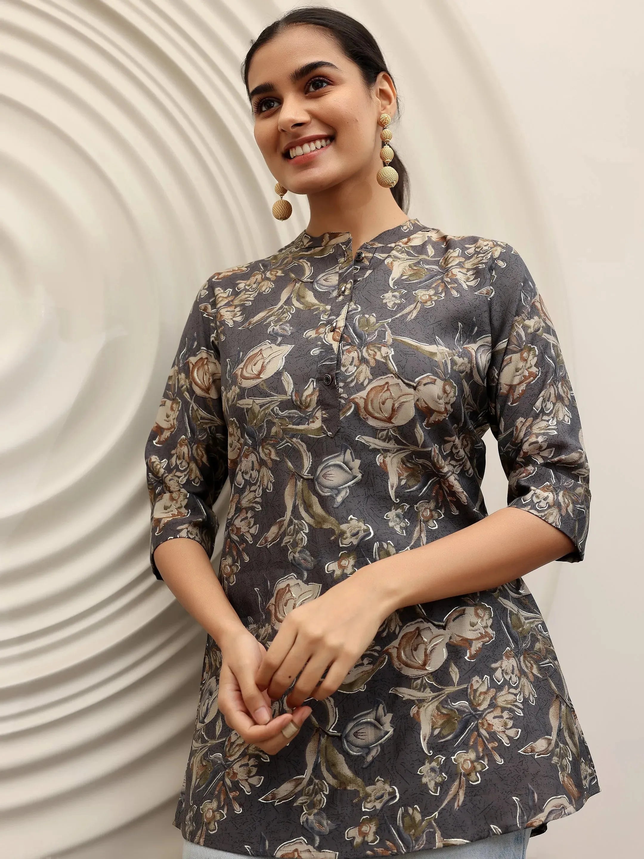 Grey Printed Silk Blend Straight Kurti