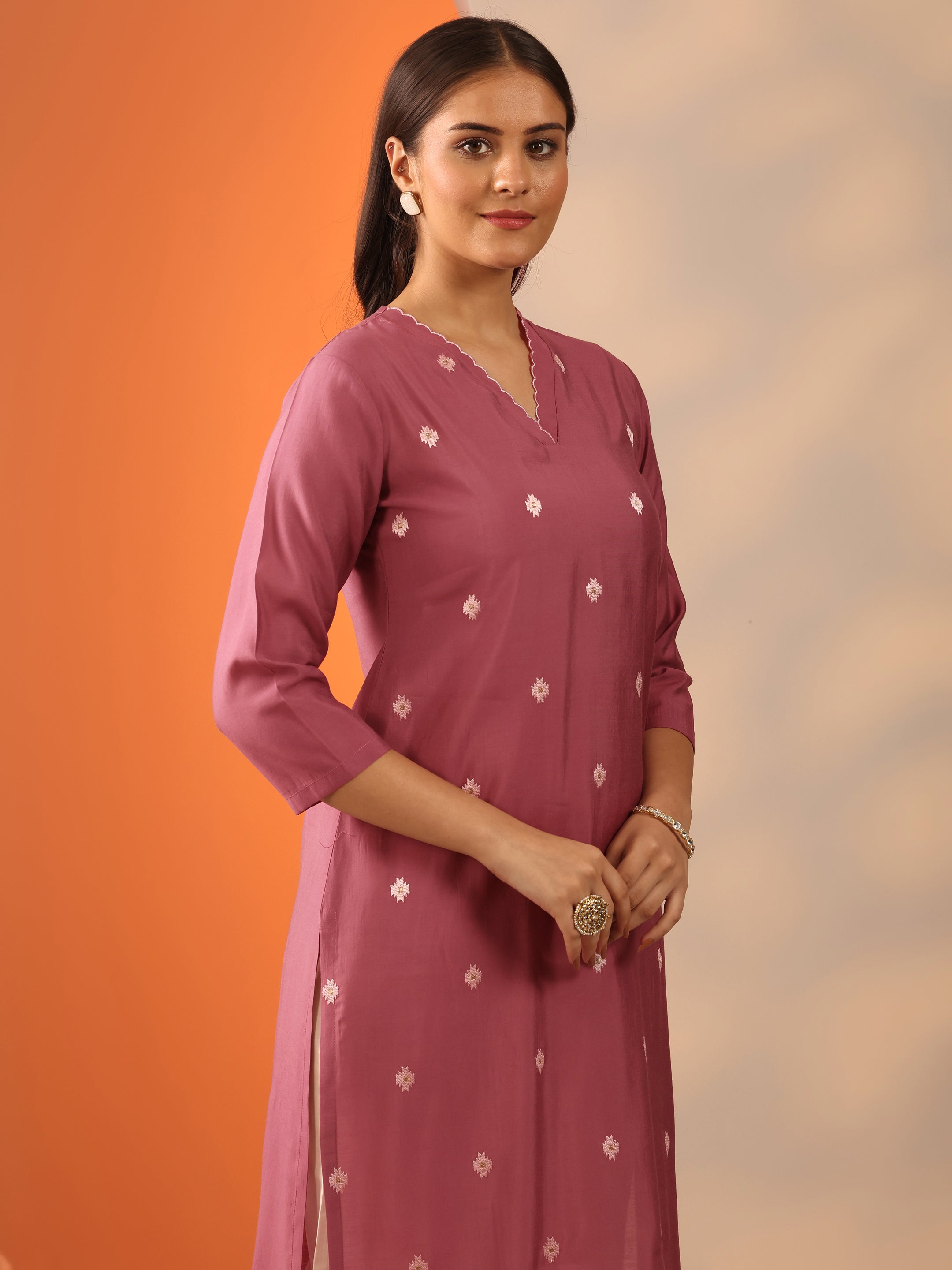 Mauve Embroidered Silk Blend Straight Kurta