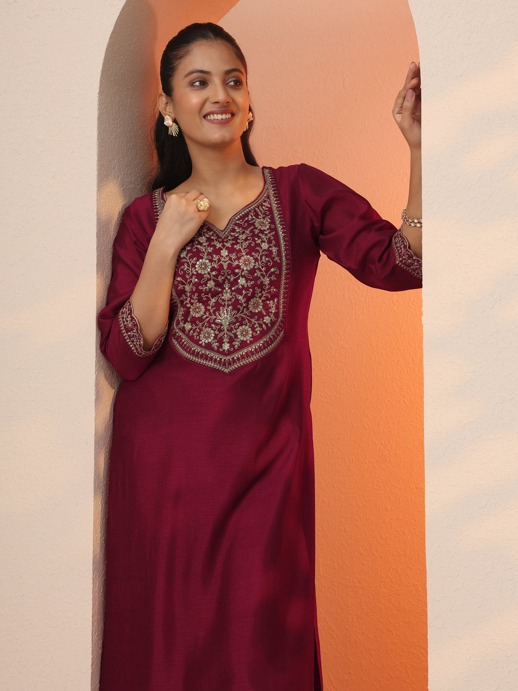 Maroon Embroidered Silk Blend Straight Kurta