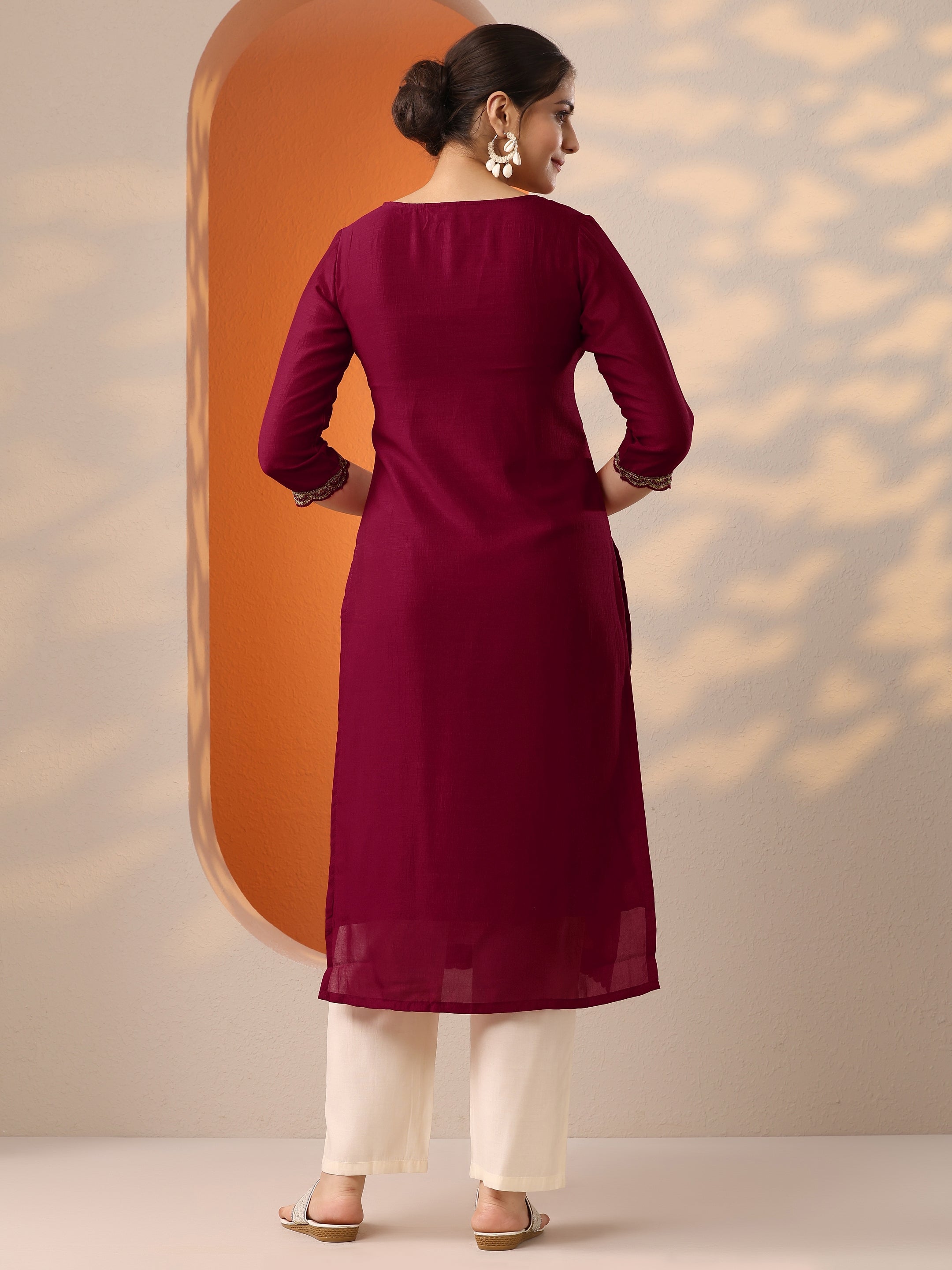 Pink Embroidered Silk Blend Straight Kurta