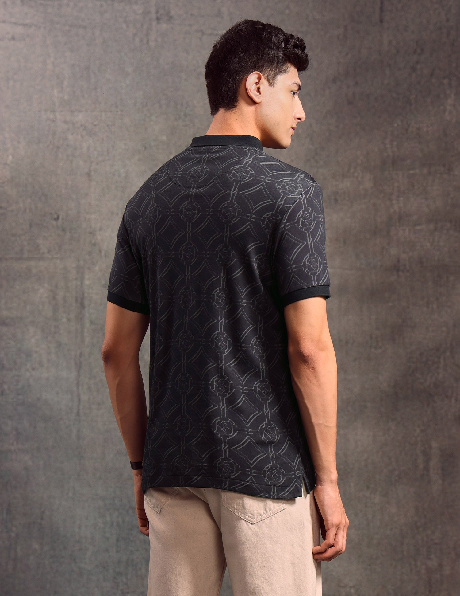 Geometric Printed Muscle Fit Polo shirt