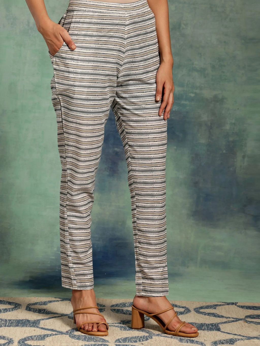 Grey Printed Cotton Straight Suit With Dupatta