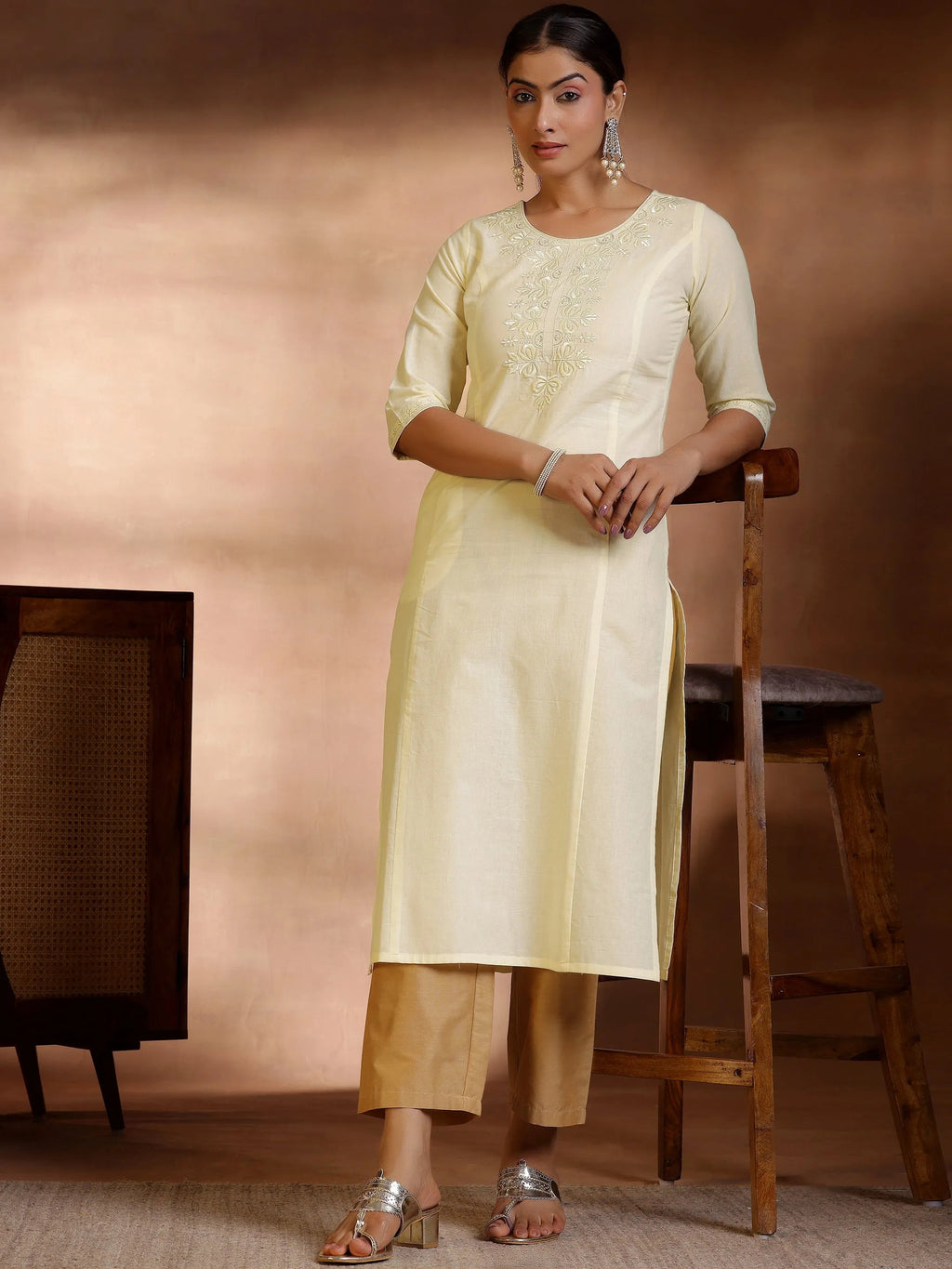 Off White Yoke Design Cotton Straight Kurta