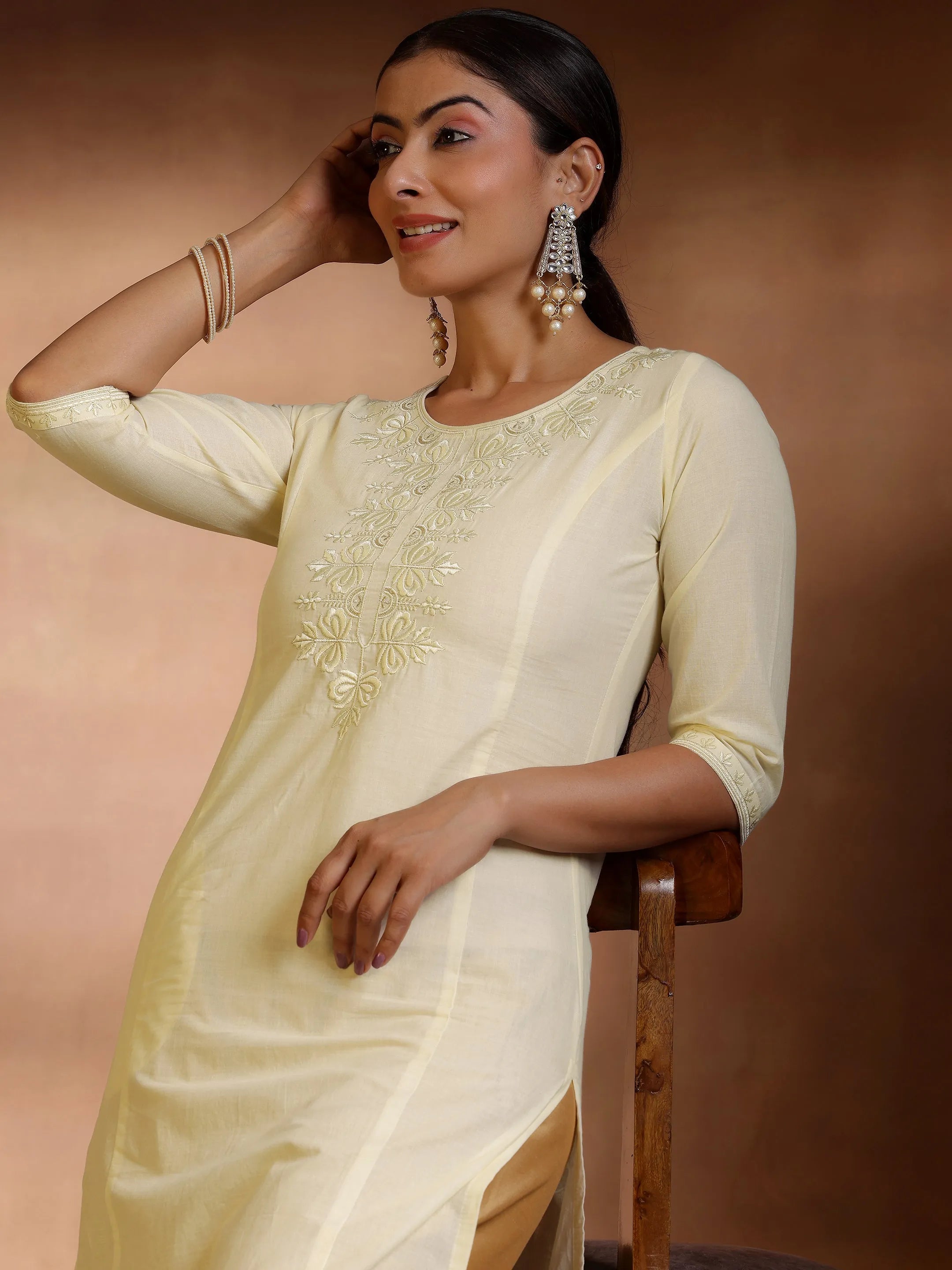 Off White Yoke Design Cotton Straight Kurta