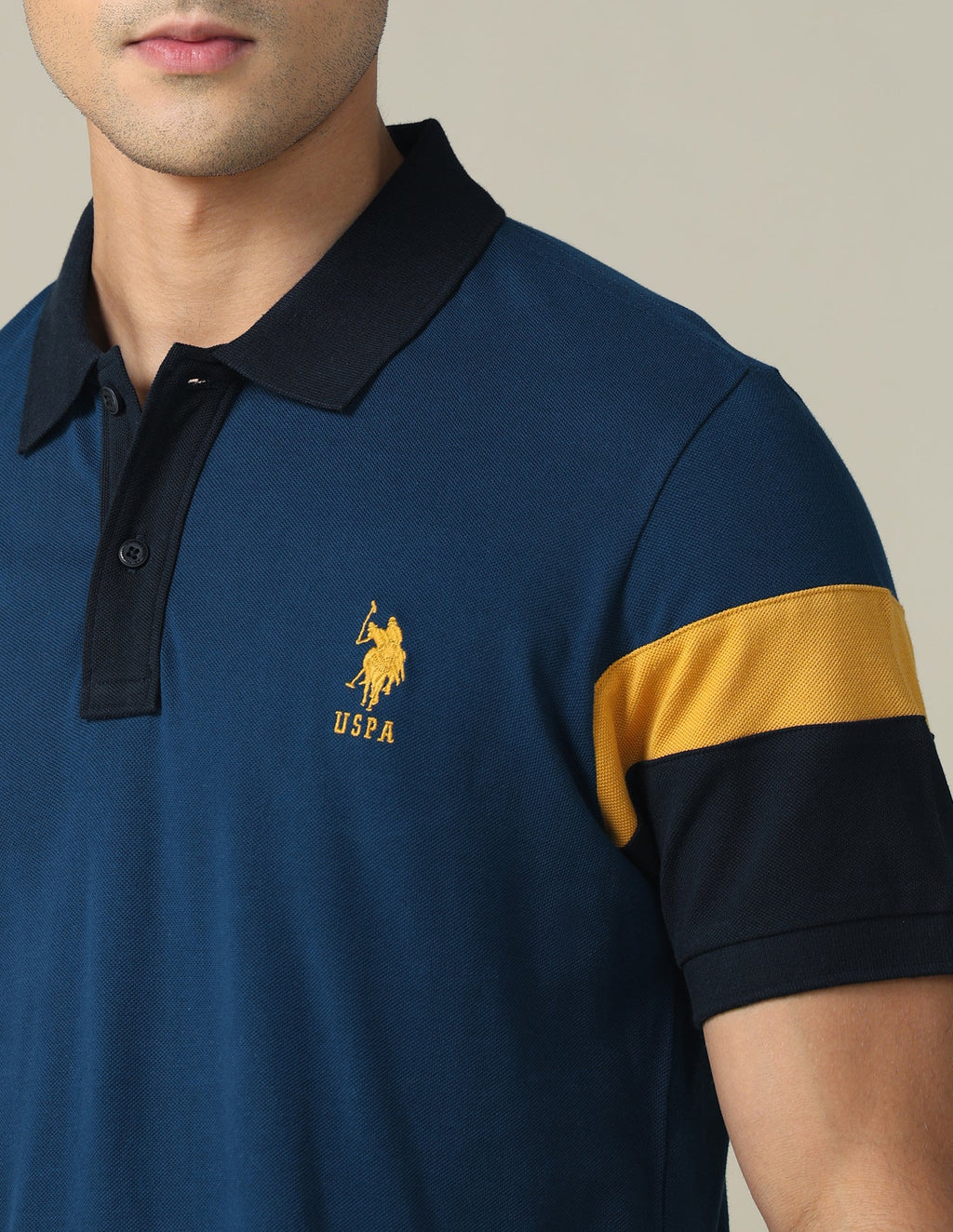Colourblocked Regular Fit Polo Shirt
