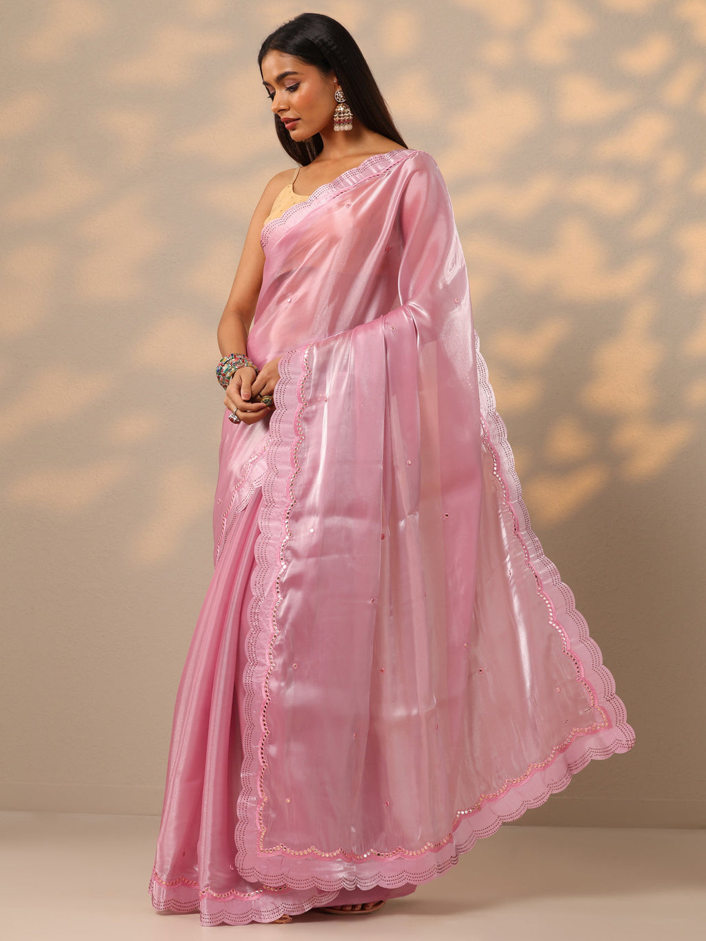 Pink Embellished Organza Saree With Unstitched Blouse Piece